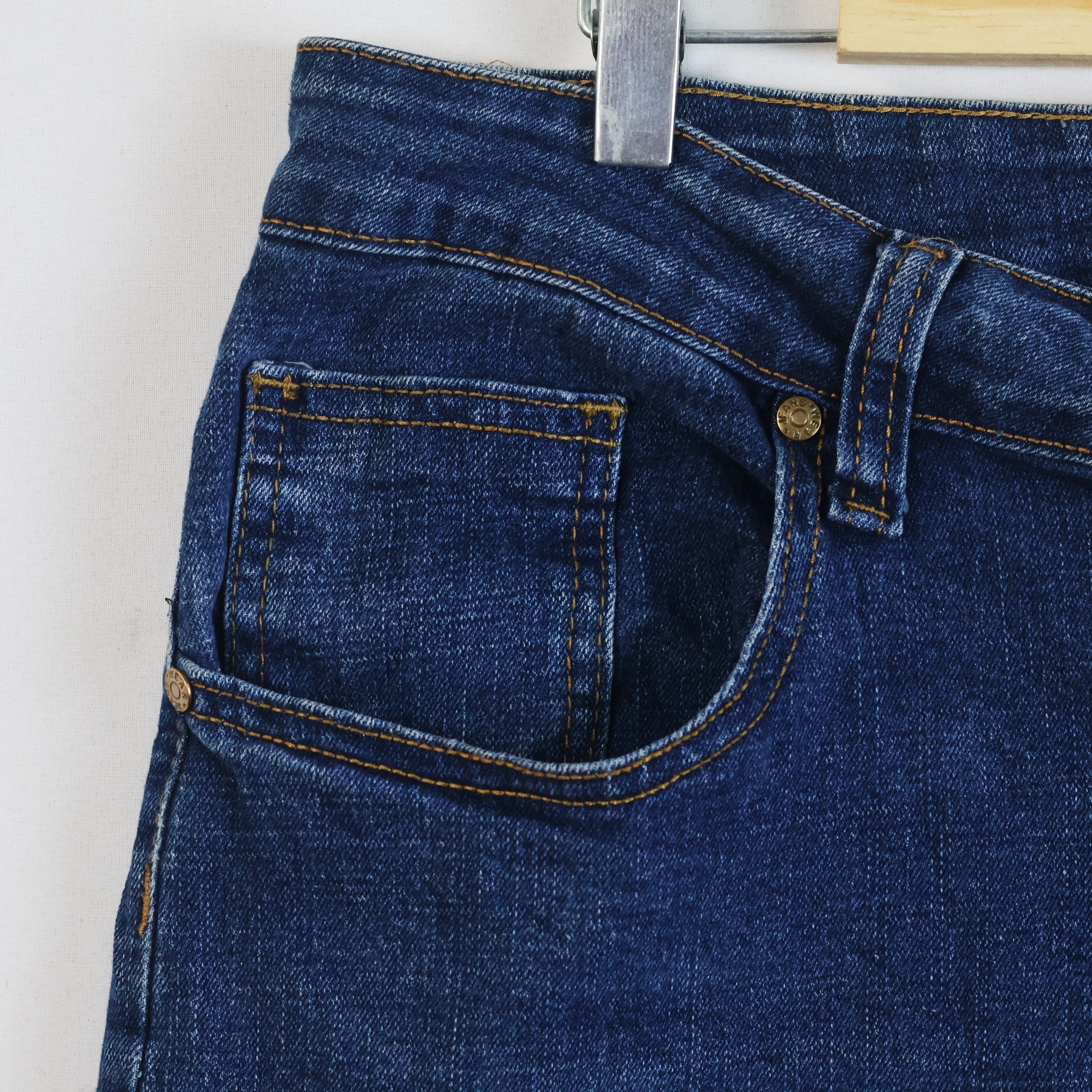 Thrifted Men's Casual Dark Blue Denim Trousers Waist:36/ J1091