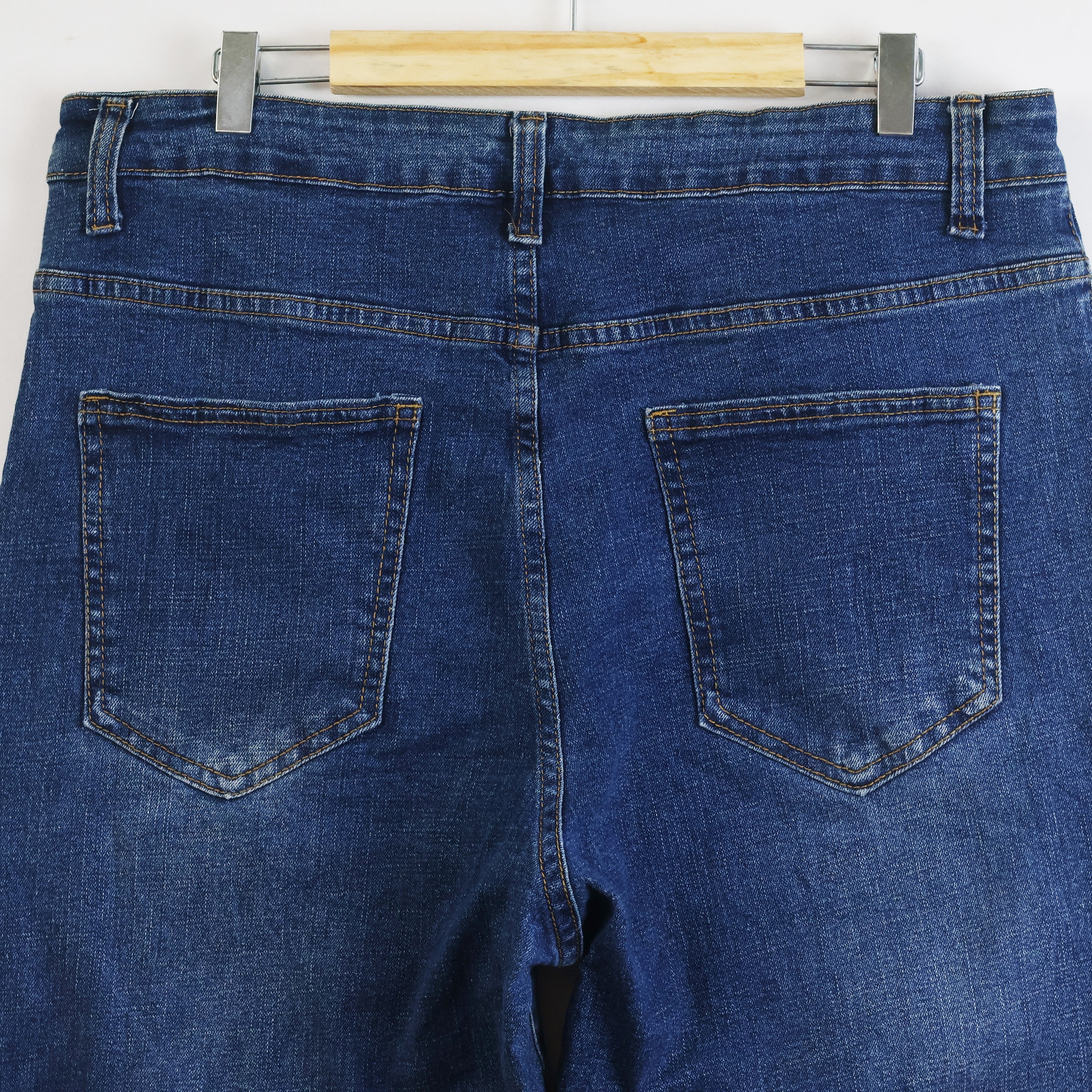 Thrifted Men's Casual Dark Blue Denim Trousers Waist:36/ J1091