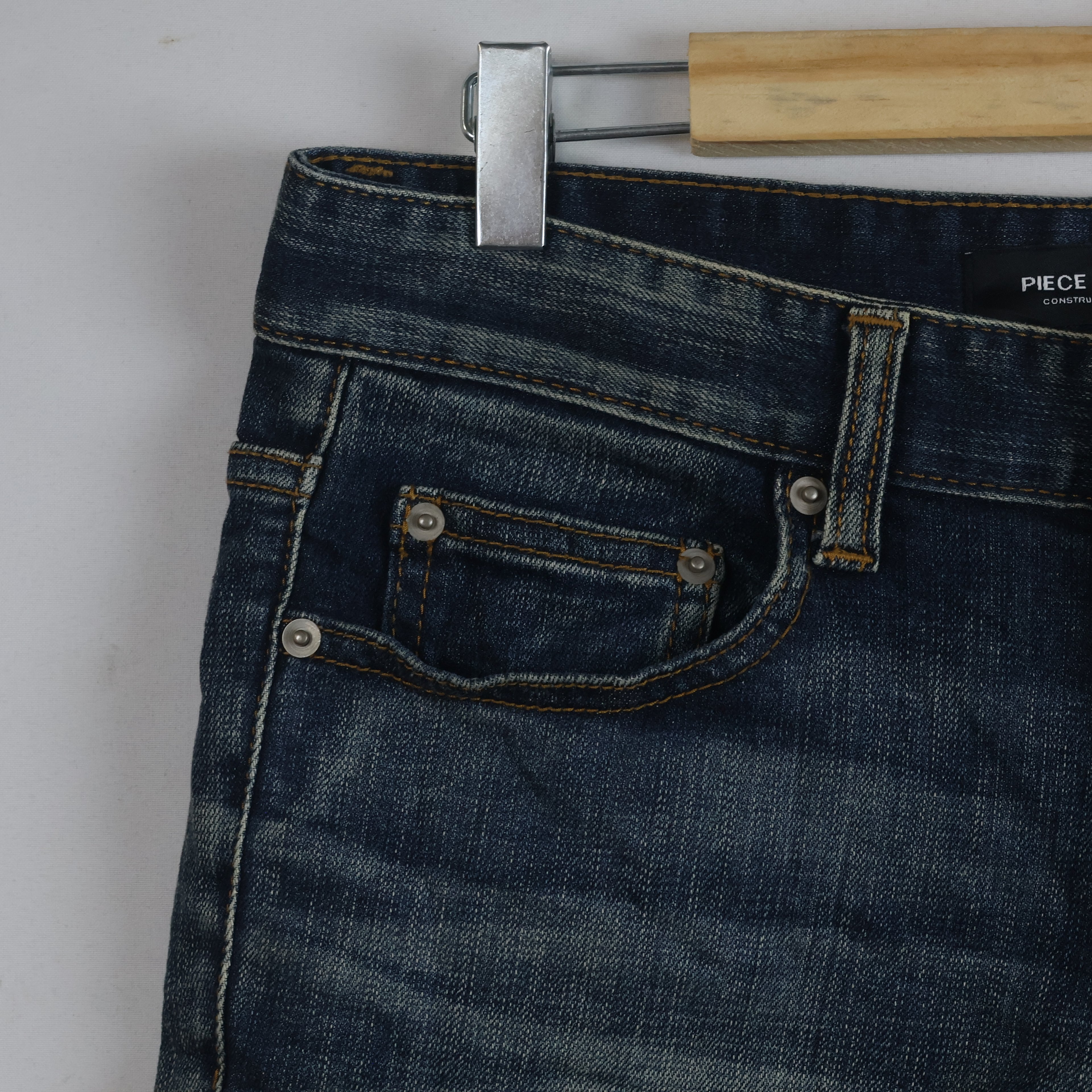 Thrifted Men's Piece Worker Dark Wash Denim Trousers Waist:30/ J1090