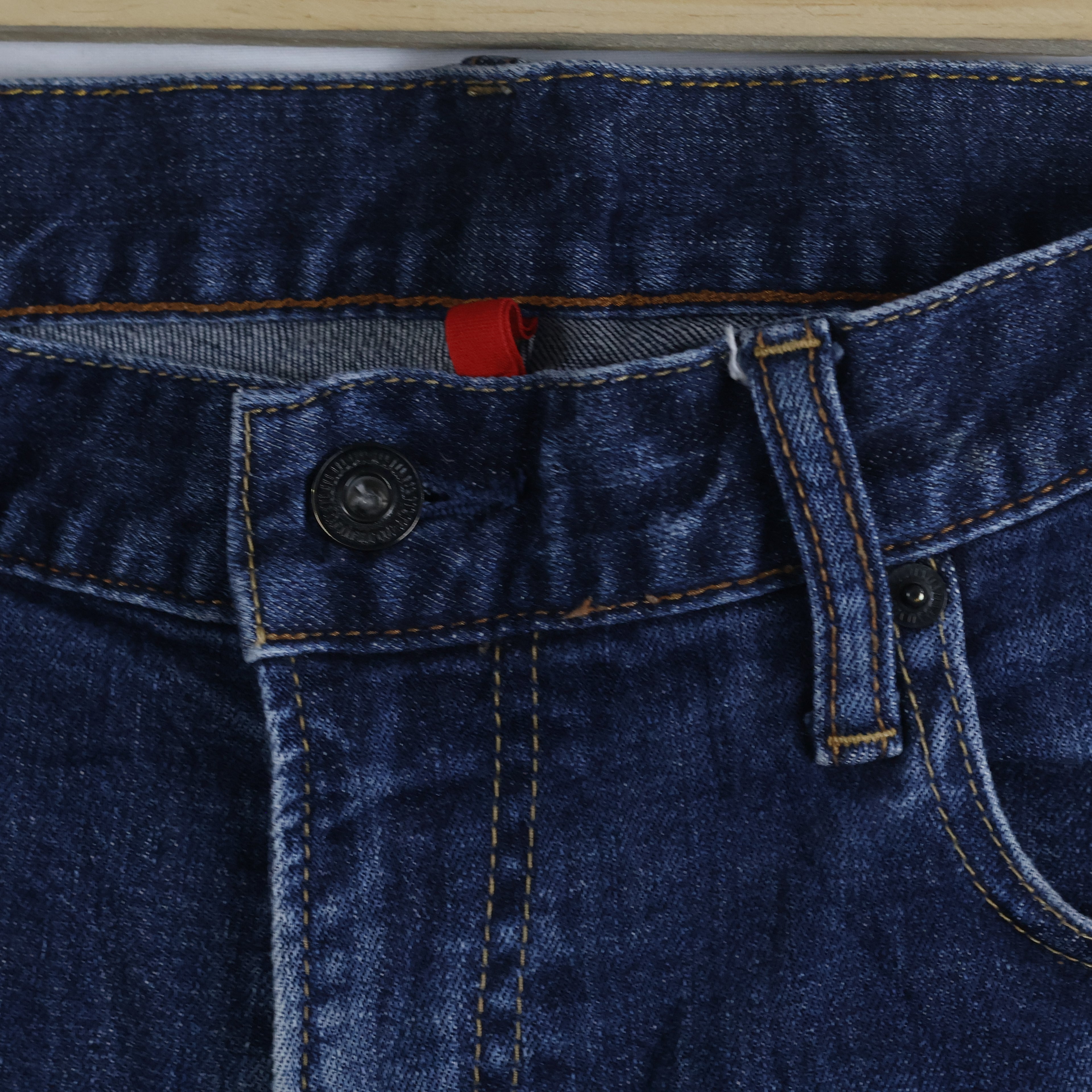 Thrifted UNIQLO UJ S001 Dark Wash Denim Jeans Waist:36/ J1089