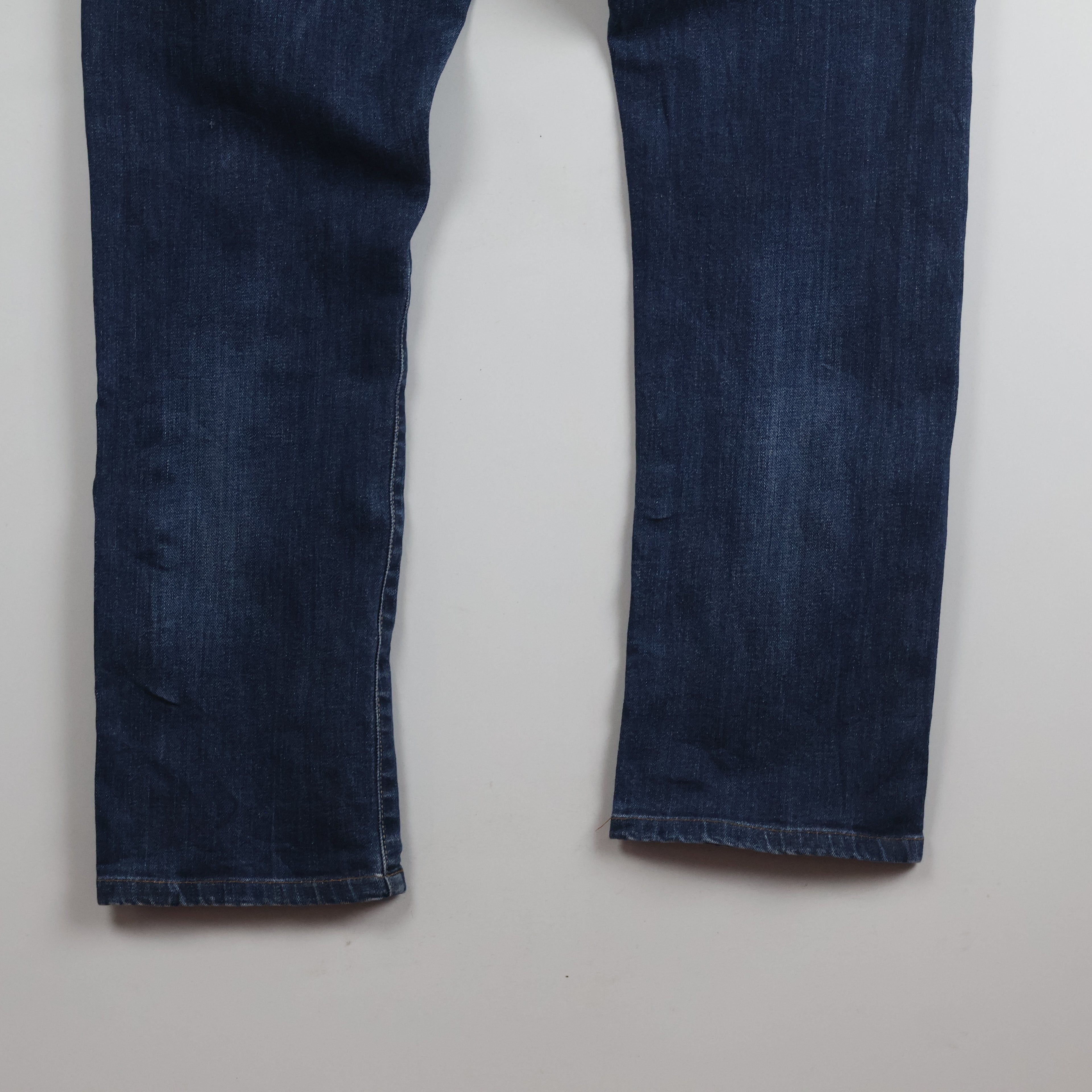 Thrifted UNIQLO UJ S001 Dark Wash Denim Jeans Waist:36/ J1089