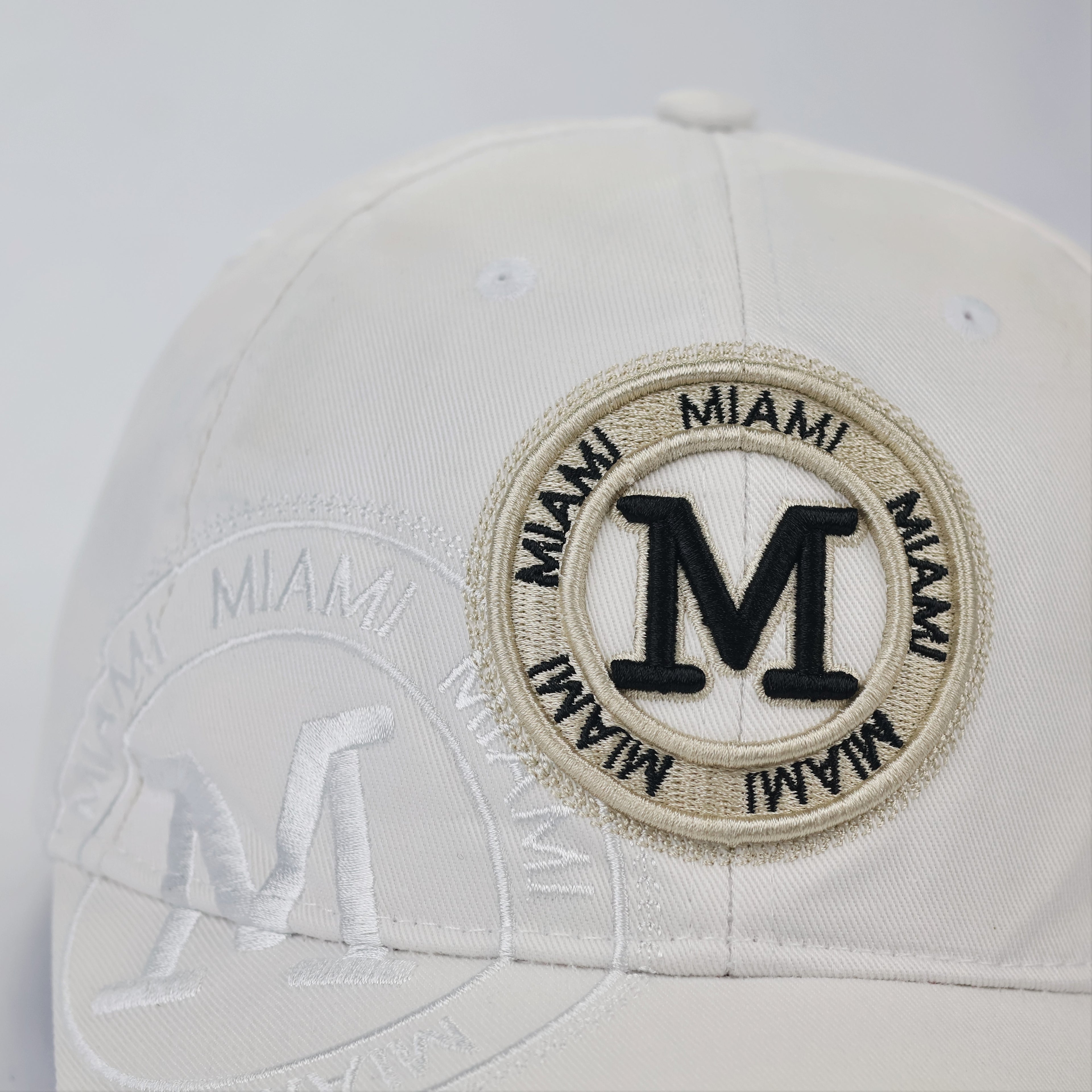 Robin Ruth Miami City Embroidered Baseball ThriftedCap - Off-White