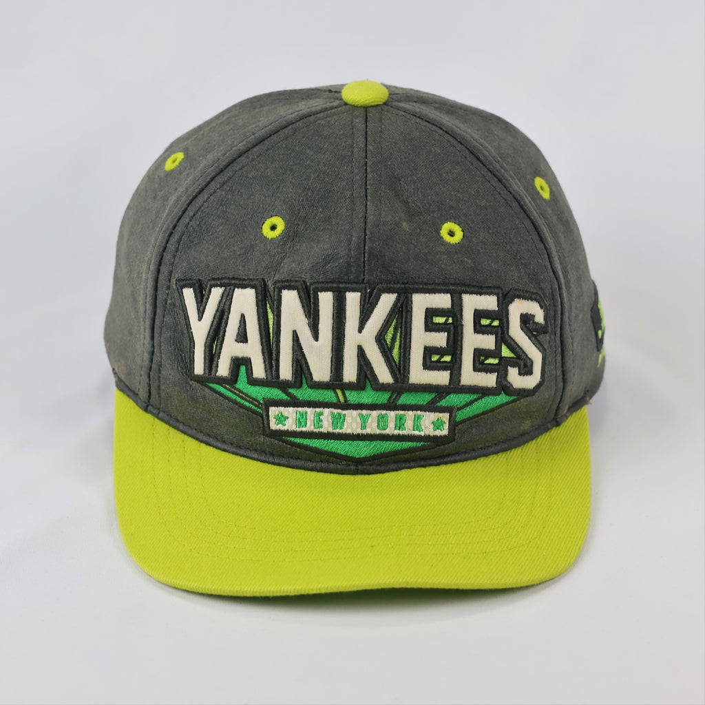Authentic NY Yankees MLB Thrifted Cap - Size 54cm