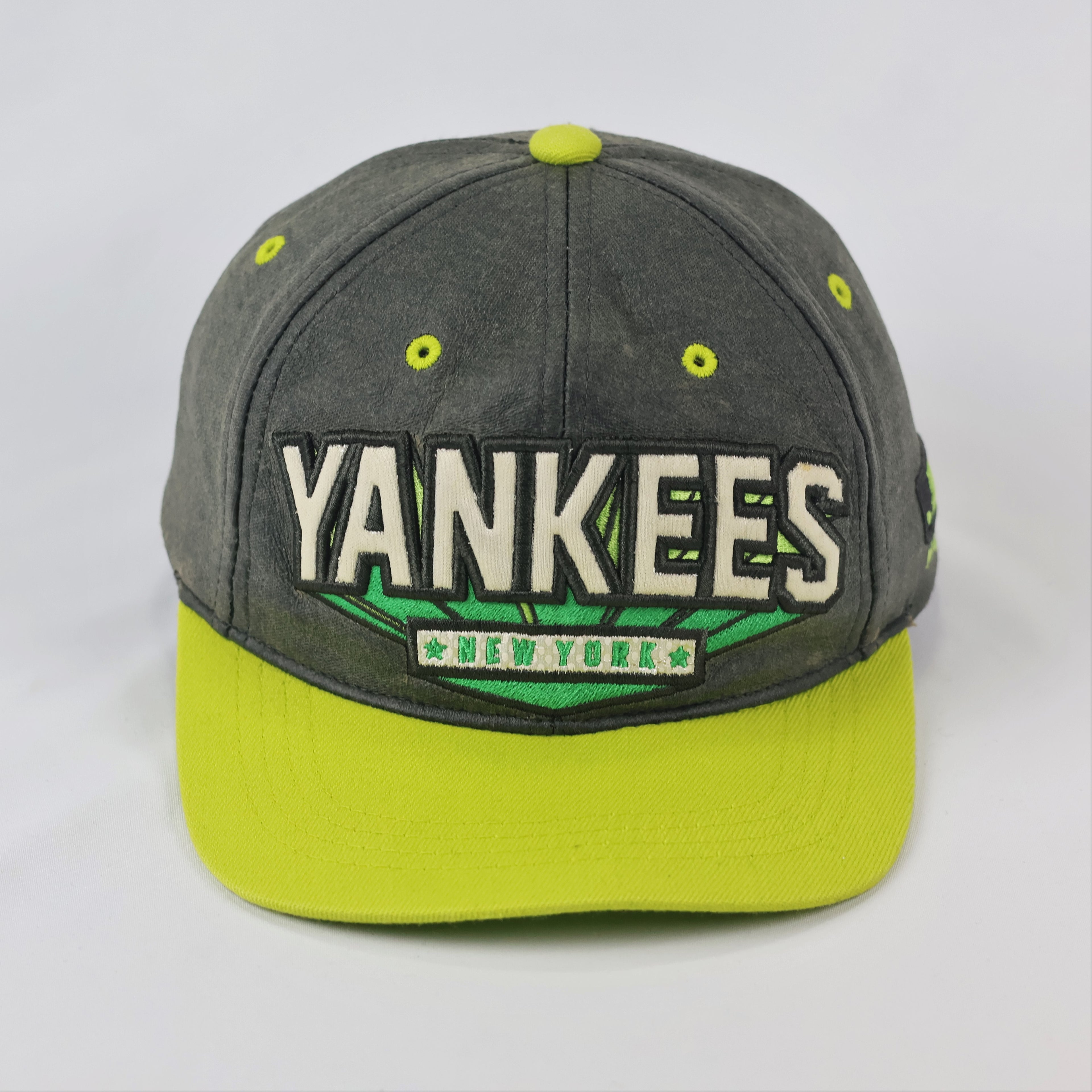 Authentic NY Yankees MLB Thrifted Cap - Size 54cm