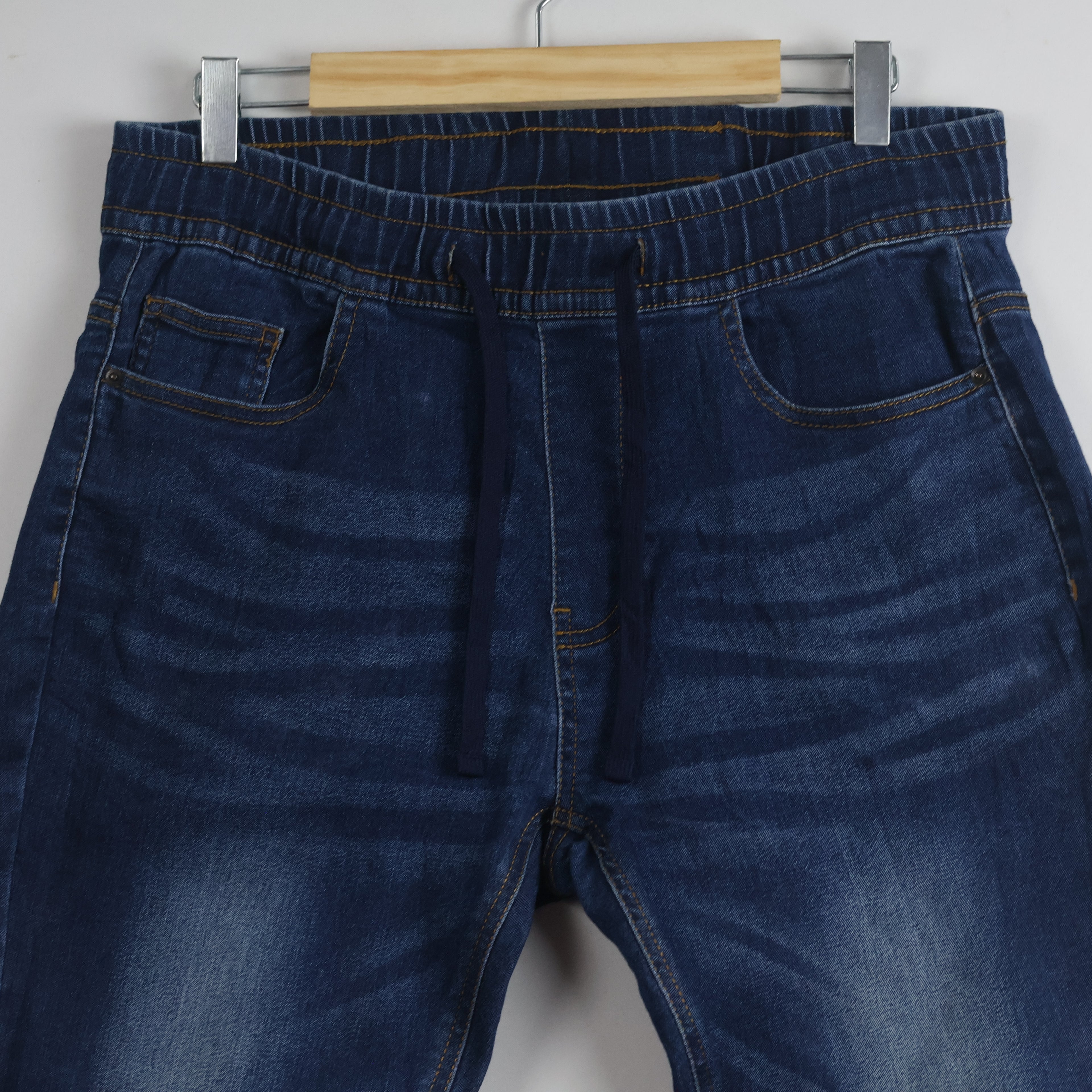 Thrifted Men's V.Cut Blue Elastic Waist Denim Waist:32/ J1085