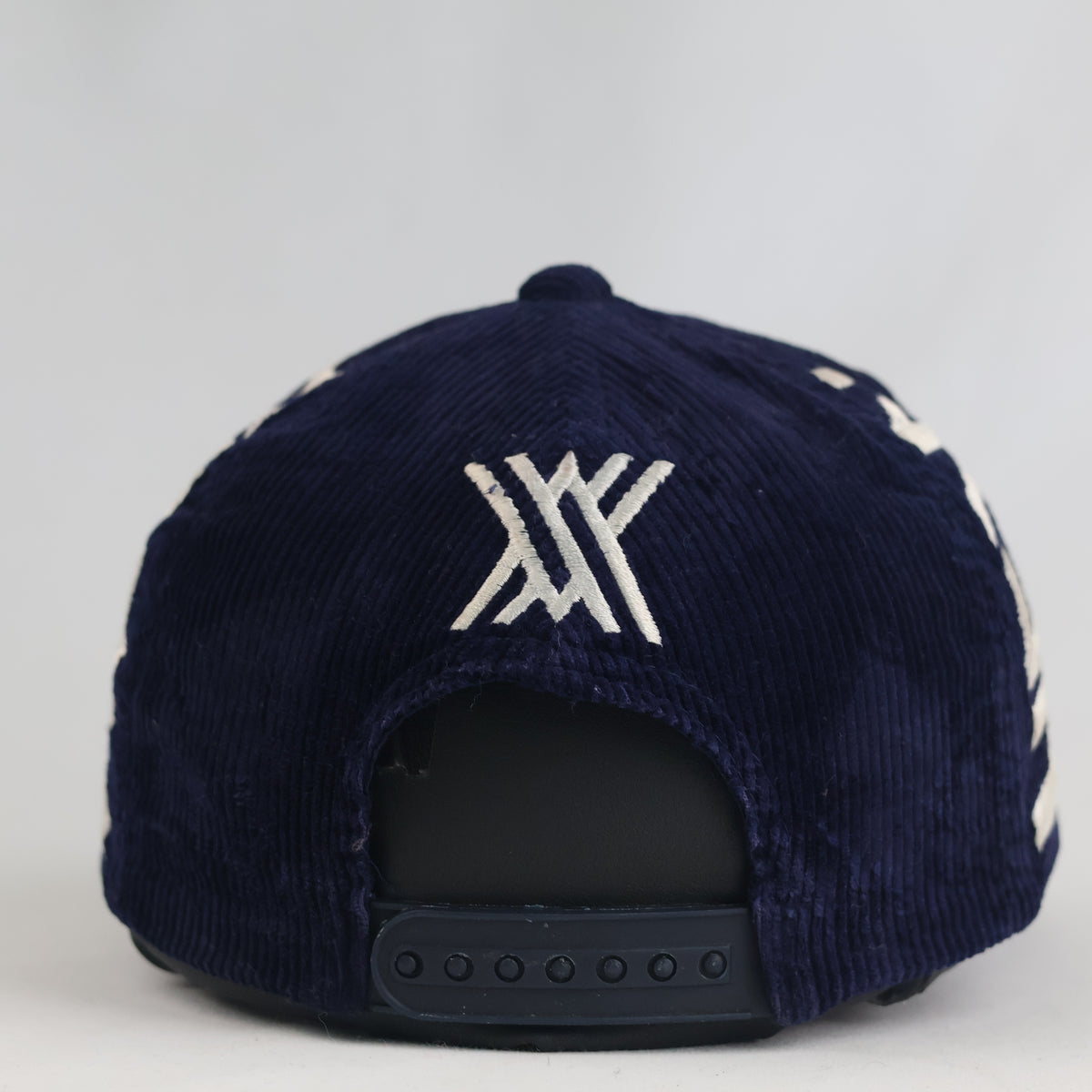 Thrifted Navy Blue Corduroy Graphic Snapback Cap – Unisex Streetwear (56-57 cm) | 11009