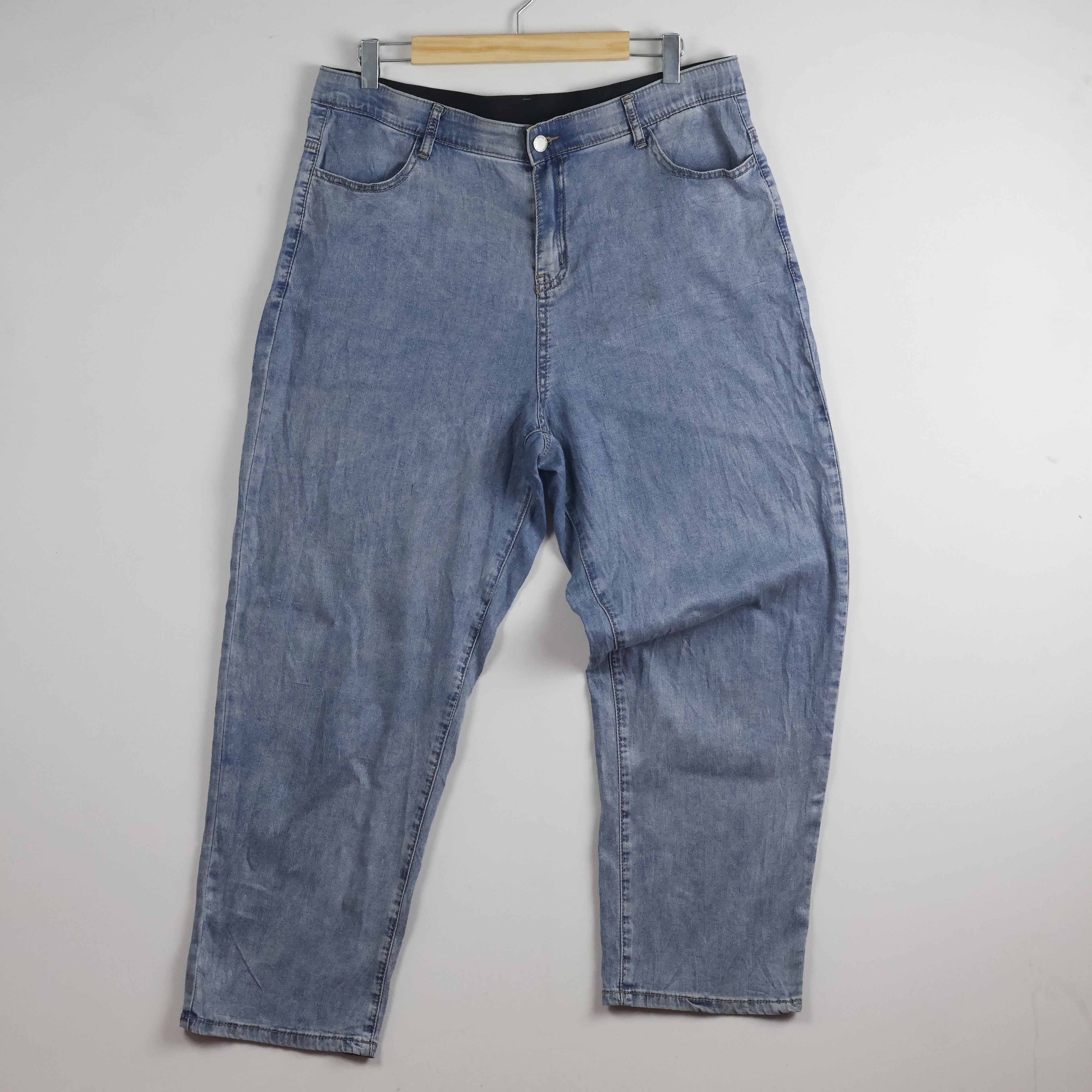 Thrifted Men's V.Cut Blue Elastic Waist Denim Waist:34/ J1084