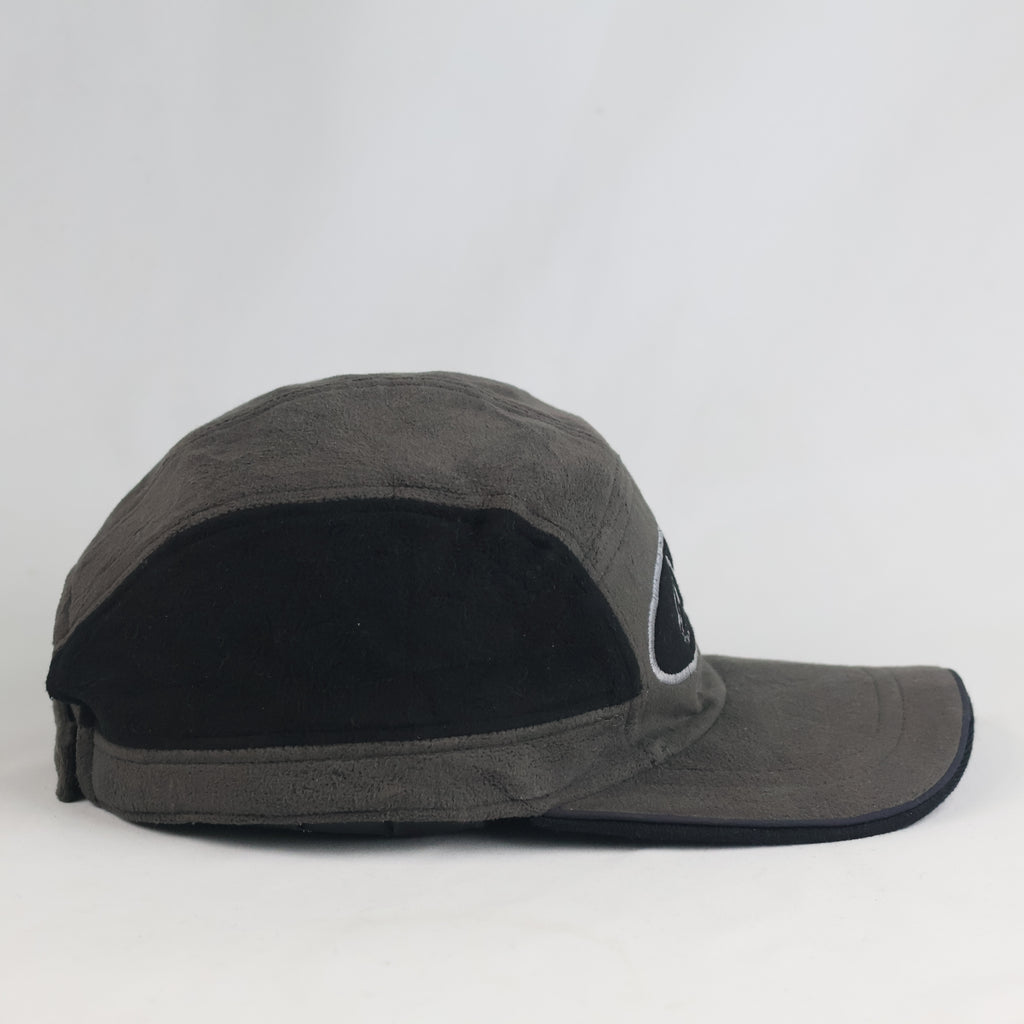 Thrifted Vintage Best Mountain Winter Fleece Cap – Dark Grey / Black (57-59cm) | 11006