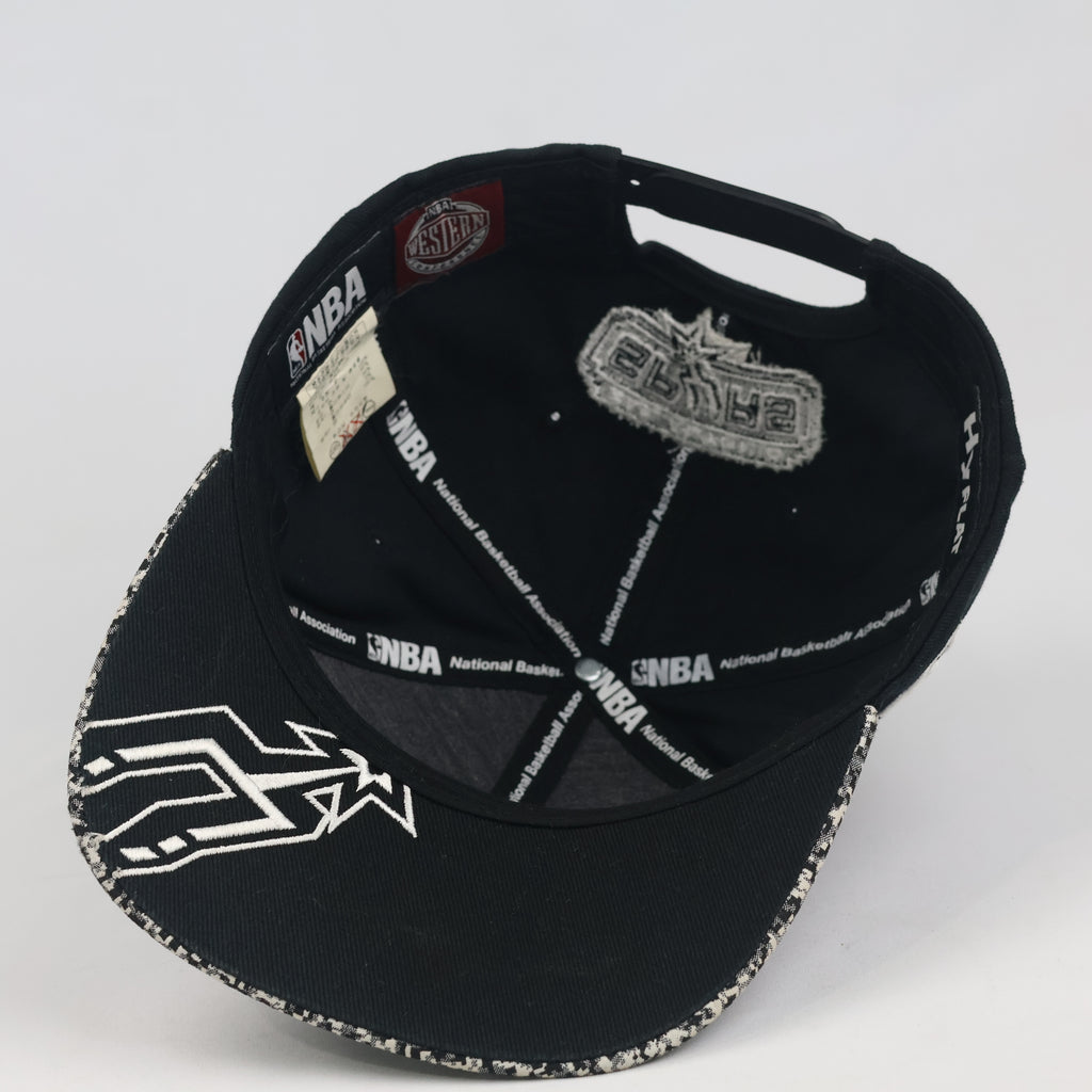 Vintage NBA San Antonio Spurs Houndstooth Pattern Brim Snapback - Size 57-59cm
