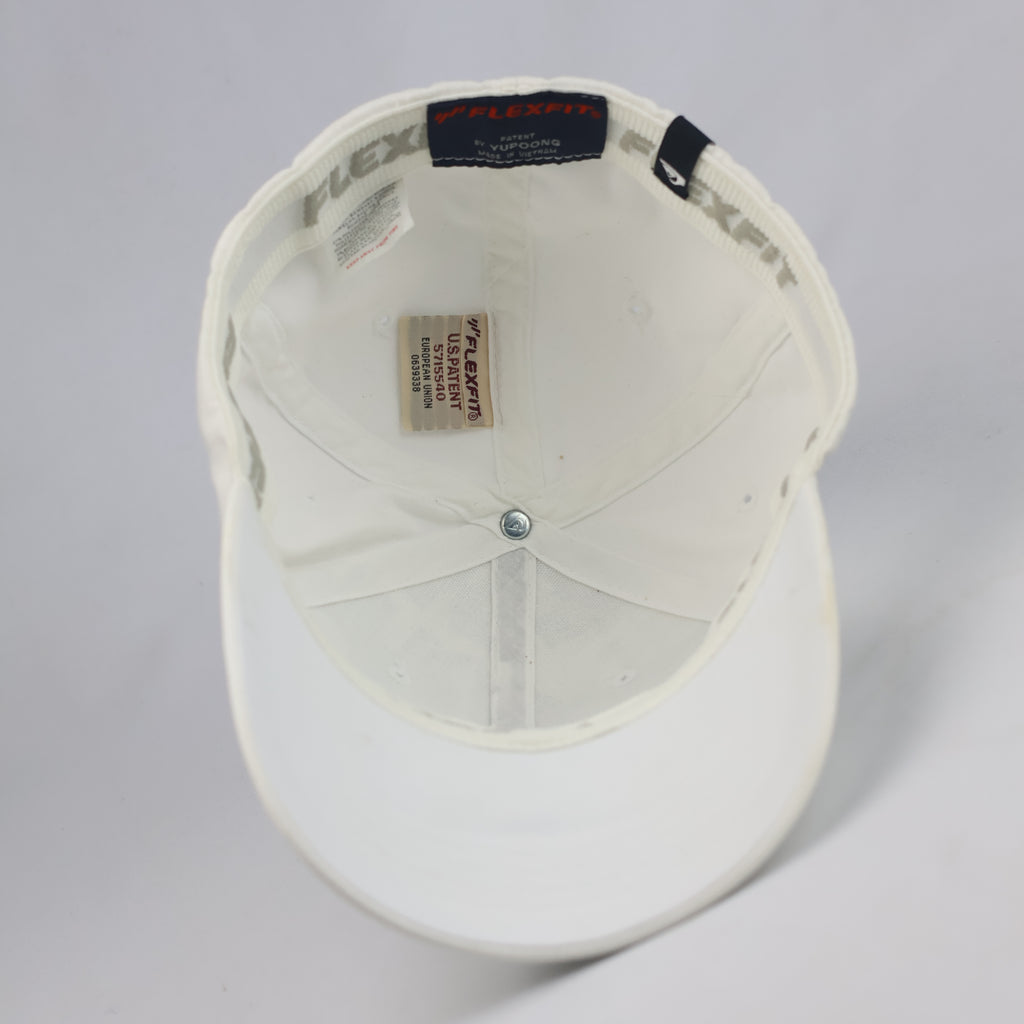 Thrifted Quiksilver Flexfit Yupoong White Stretch Fit Cap (Size 57–58 cm) |10896