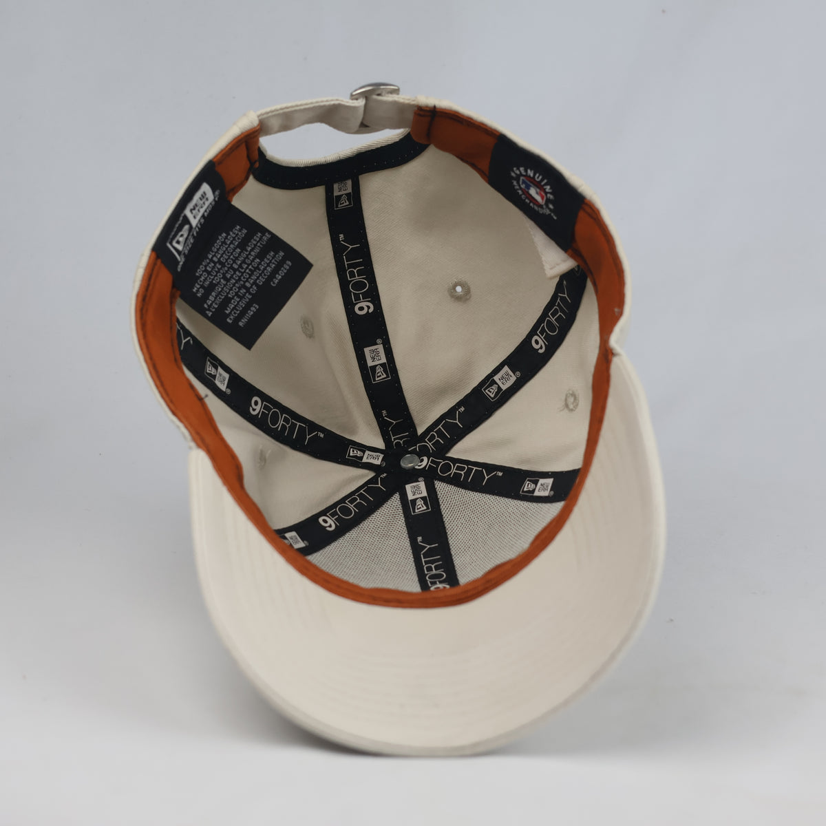 Thrifted New Era 9FORTY NY Yankees Off-White Cap (Size 57–59 cm) | 10892