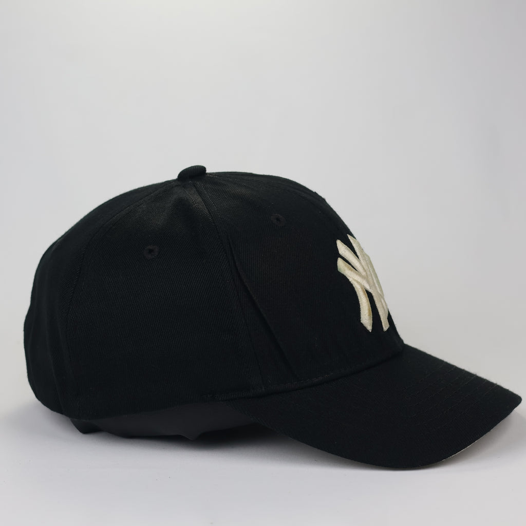 Authentic MLB New York Yankees Black Stretch-Fitted Thrifted Cap - Size M-XL