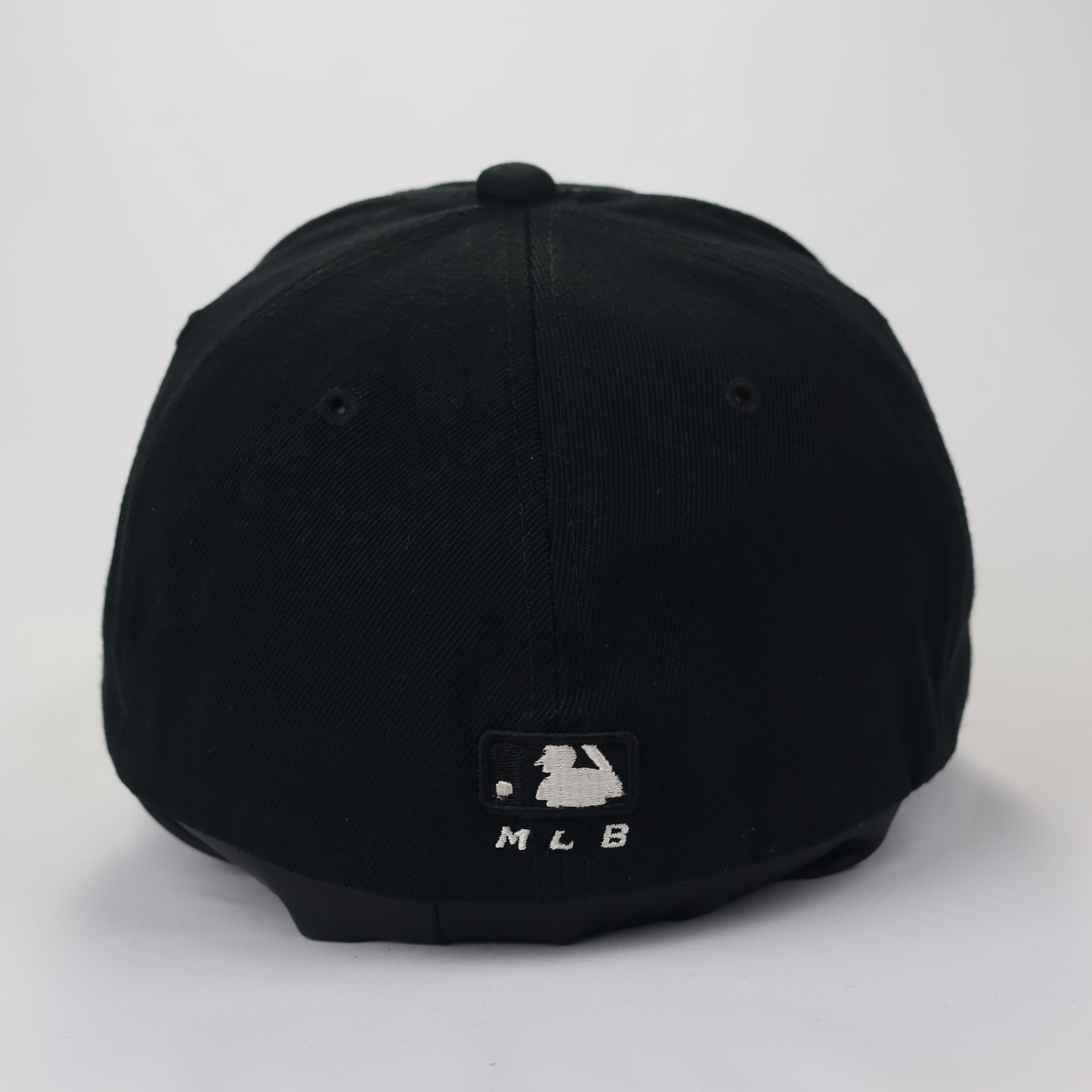 Authentic MLB New York Yankees Black Stretch-Fitted Thrifted Cap - Size M-XL