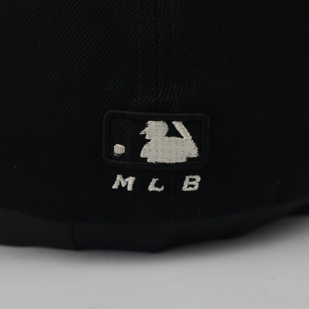 Authentic MLB New York Yankees Black Stretch-Fitted Thrifted Cap - Size M-XL