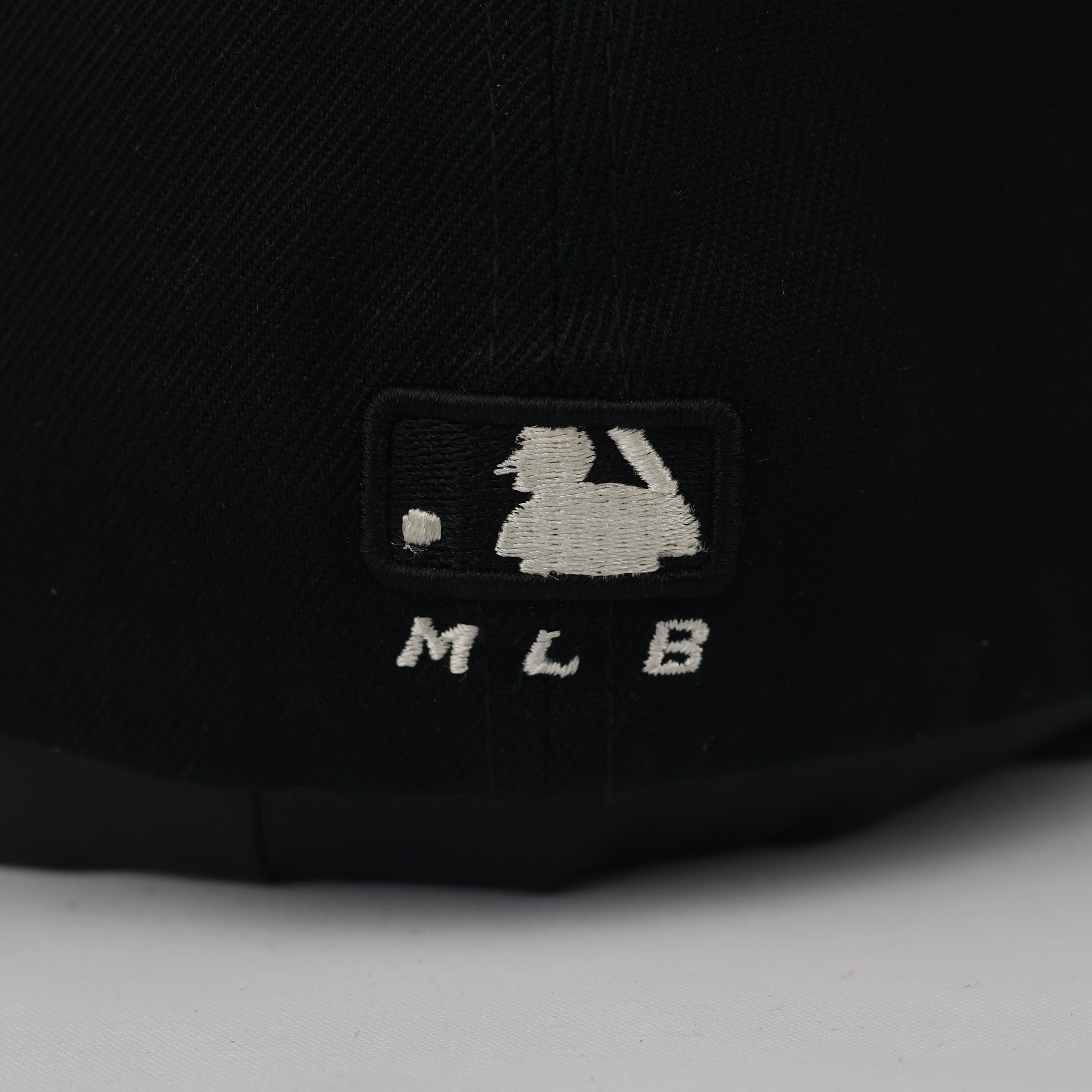 Authentic MLB New York Yankees Black Stretch-Fitted Thrifted Cap - Size M-XL
