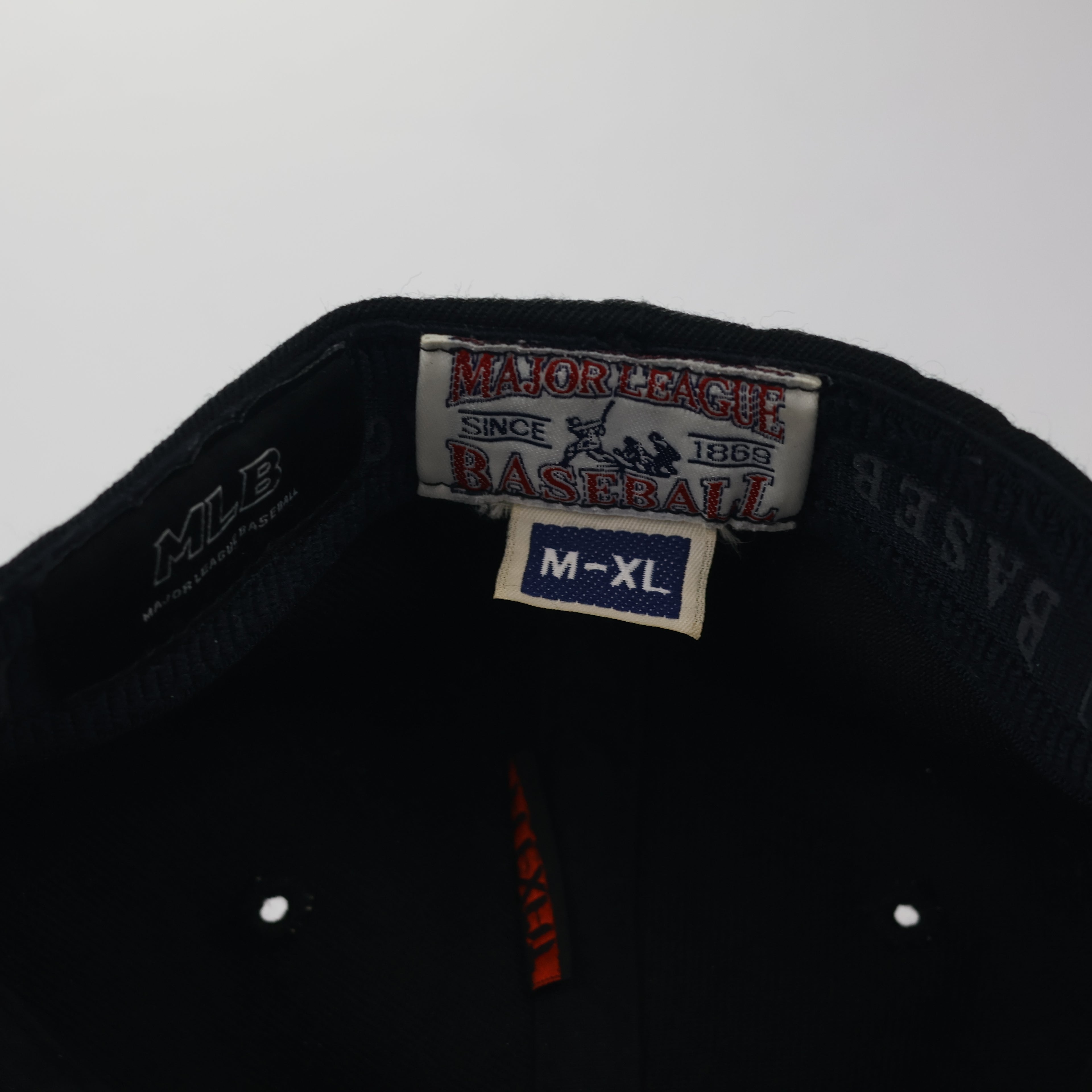 Authentic MLB New York Yankees Black Stretch-Fitted Thrifted Cap - Size M-XL