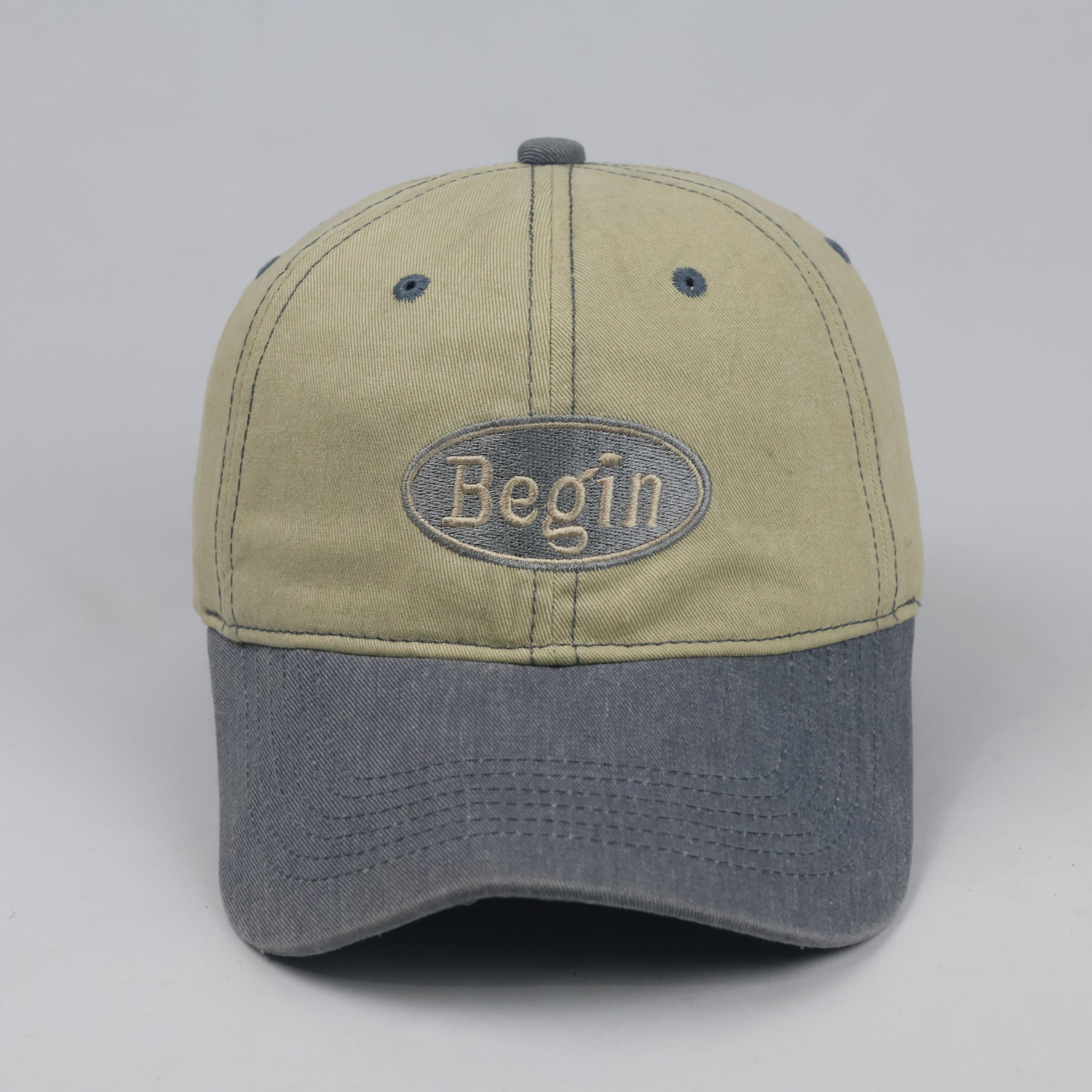 Thrifted Unbranded Two-Tone Strapback Baseball Cap - Size 56-58cm
