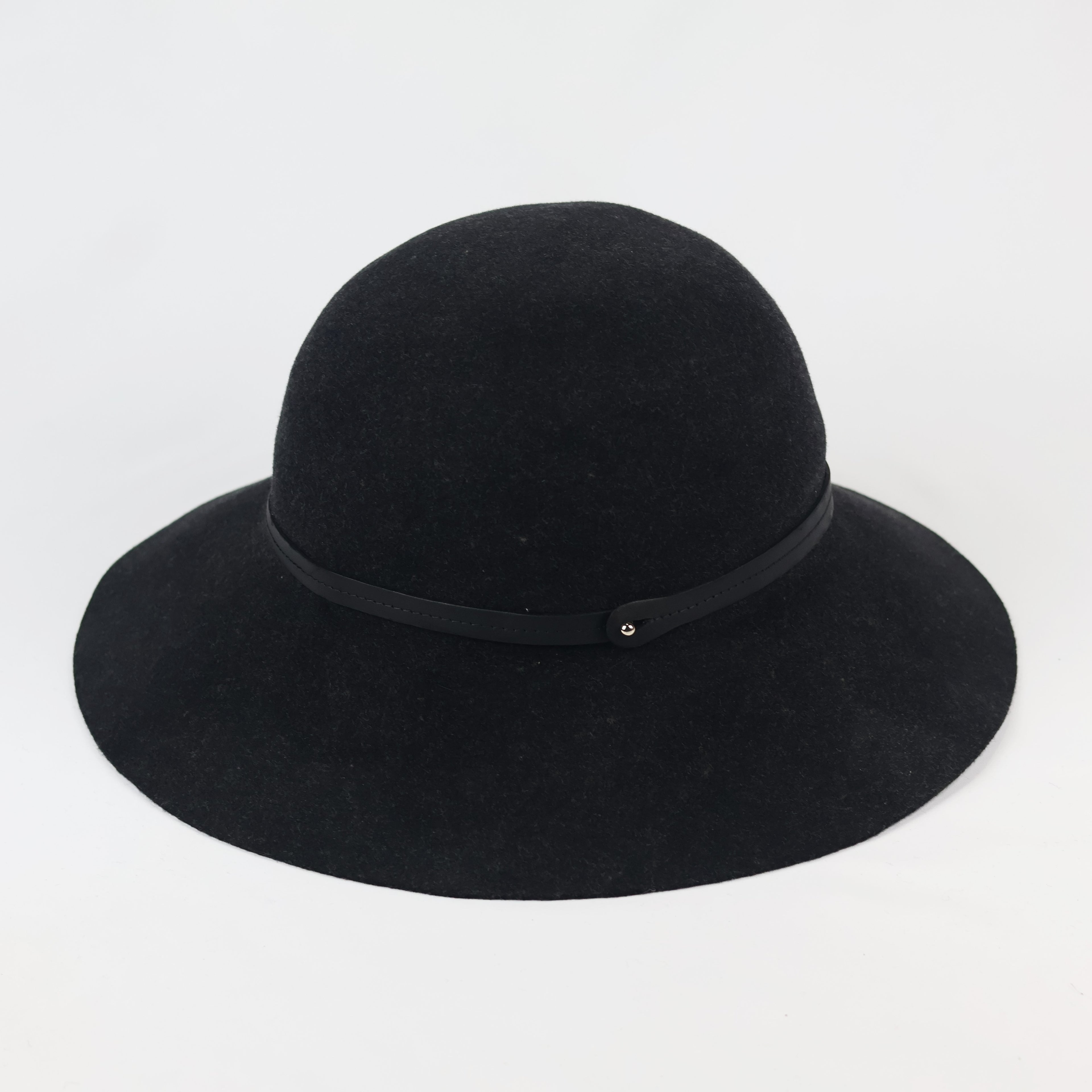 Helen Kaminski Alto 6 wool-felt Cloche Hat | Black | FARFETCH IN Thrifted Hat