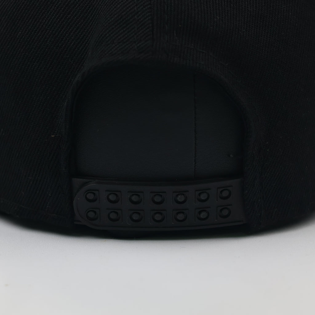 Vintage SpeedyRC Two-Tone Snapback - Red & Black Racing Cap