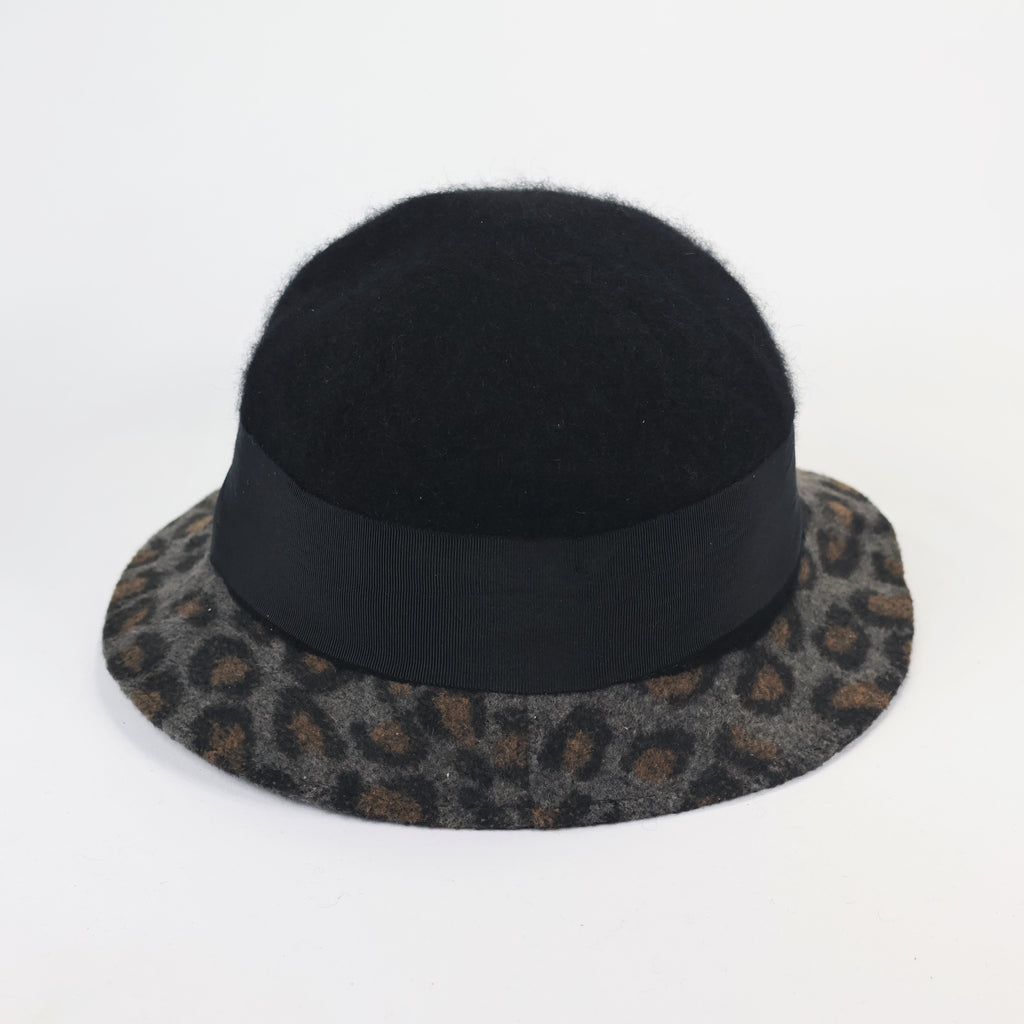 Renoma Paris Women's Wool Beanie - Vintage Designer Winter Hat