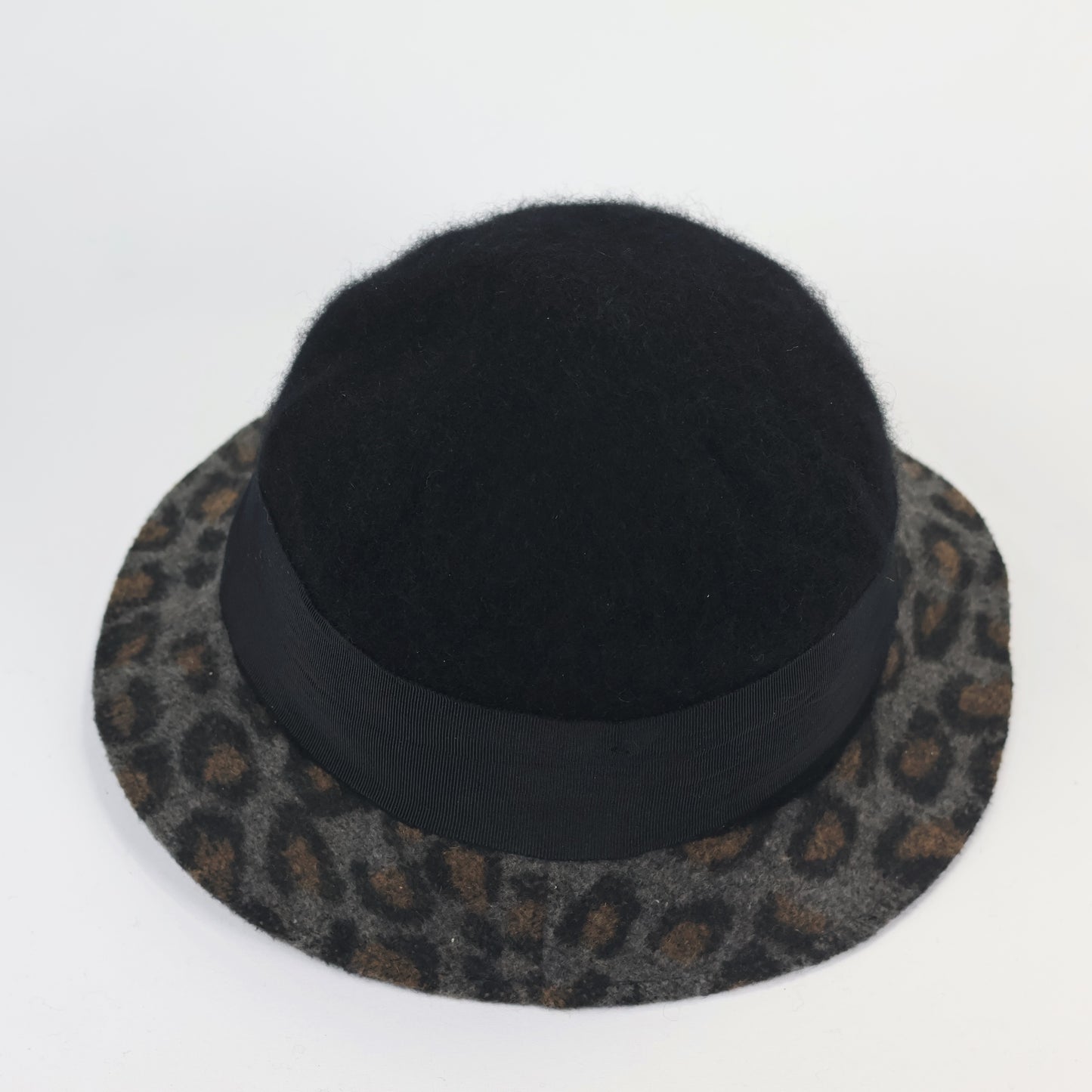 Renoma Paris Women's Wool Beanie - Vintage Designer Winter Hat