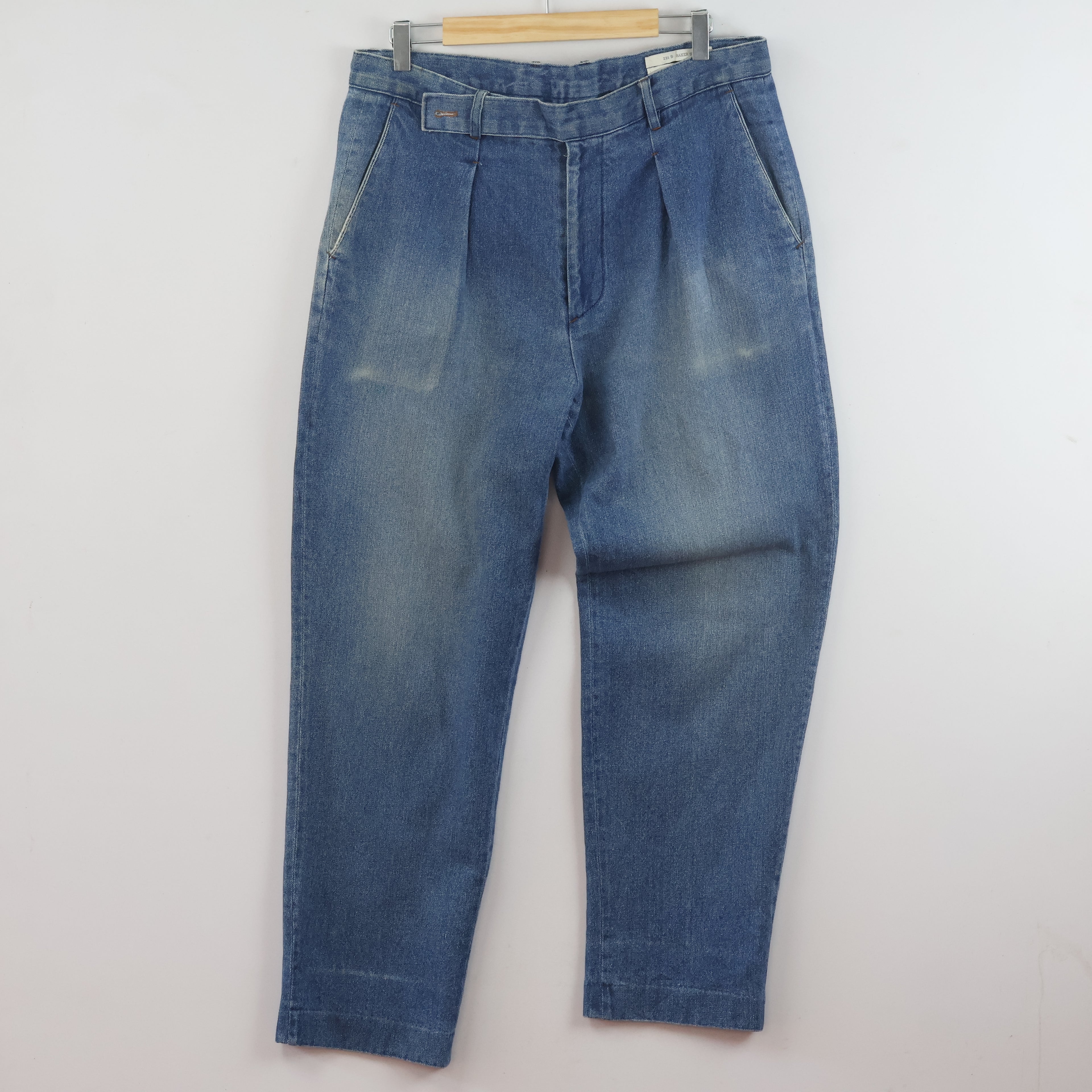 Thrifted Men's Baker Street 221 B Vintage Wash Denim Waist:34/ J1099
