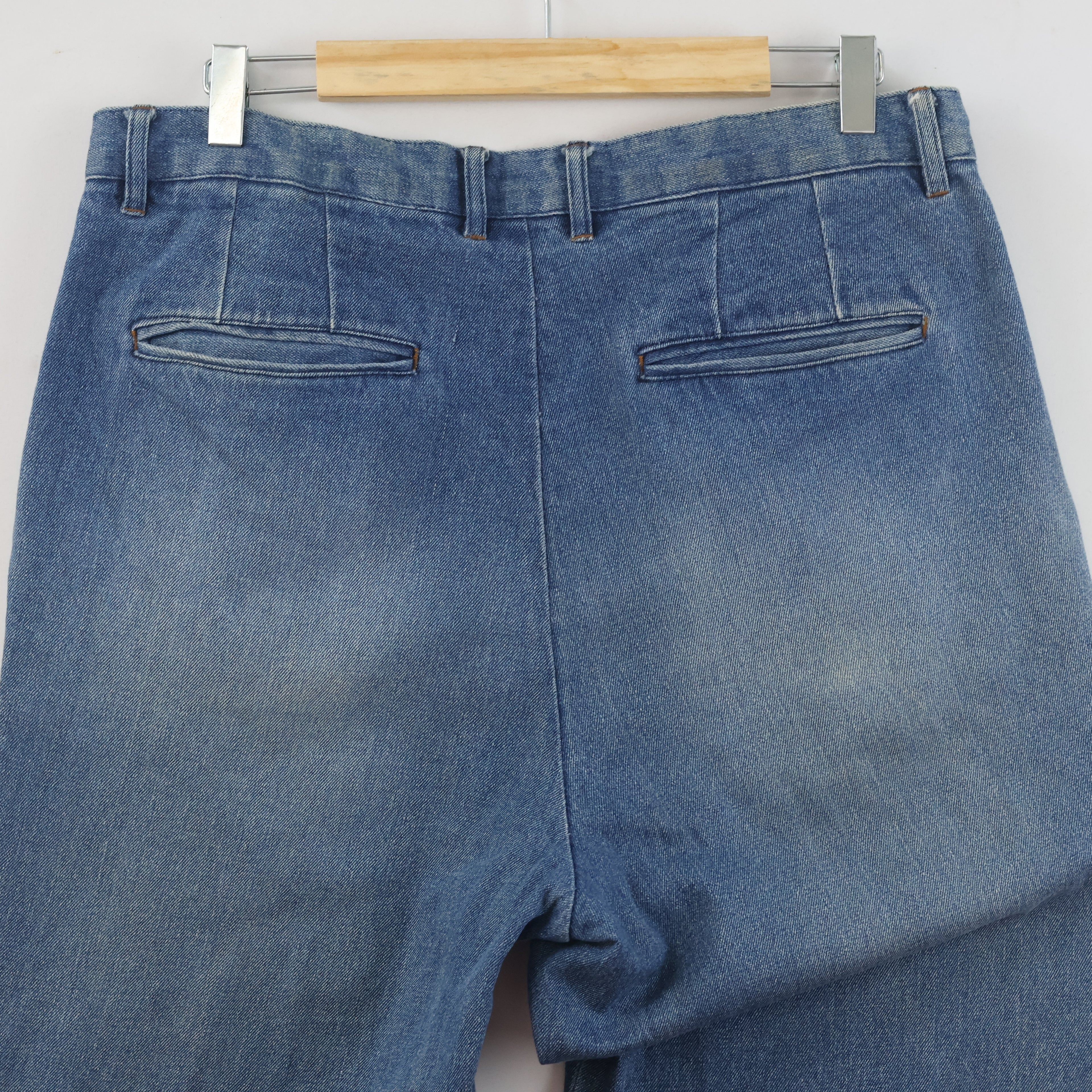 Thrifted Men's Baker Street 221 B Vintage Wash Denim Waist:34/ J1099