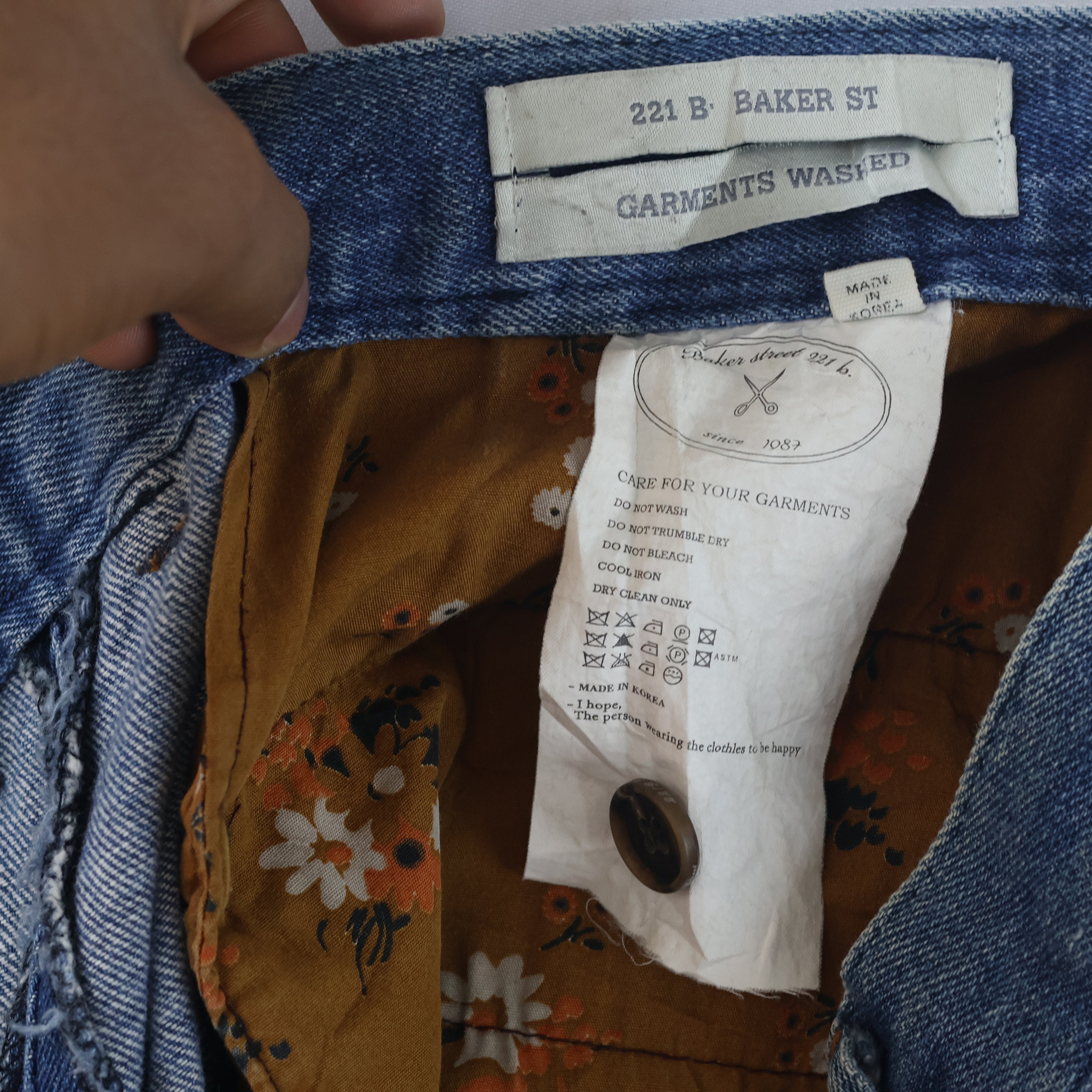 Thrifted Men's Baker Street 221 B Vintage Wash Denim Waist:34/ J1099
