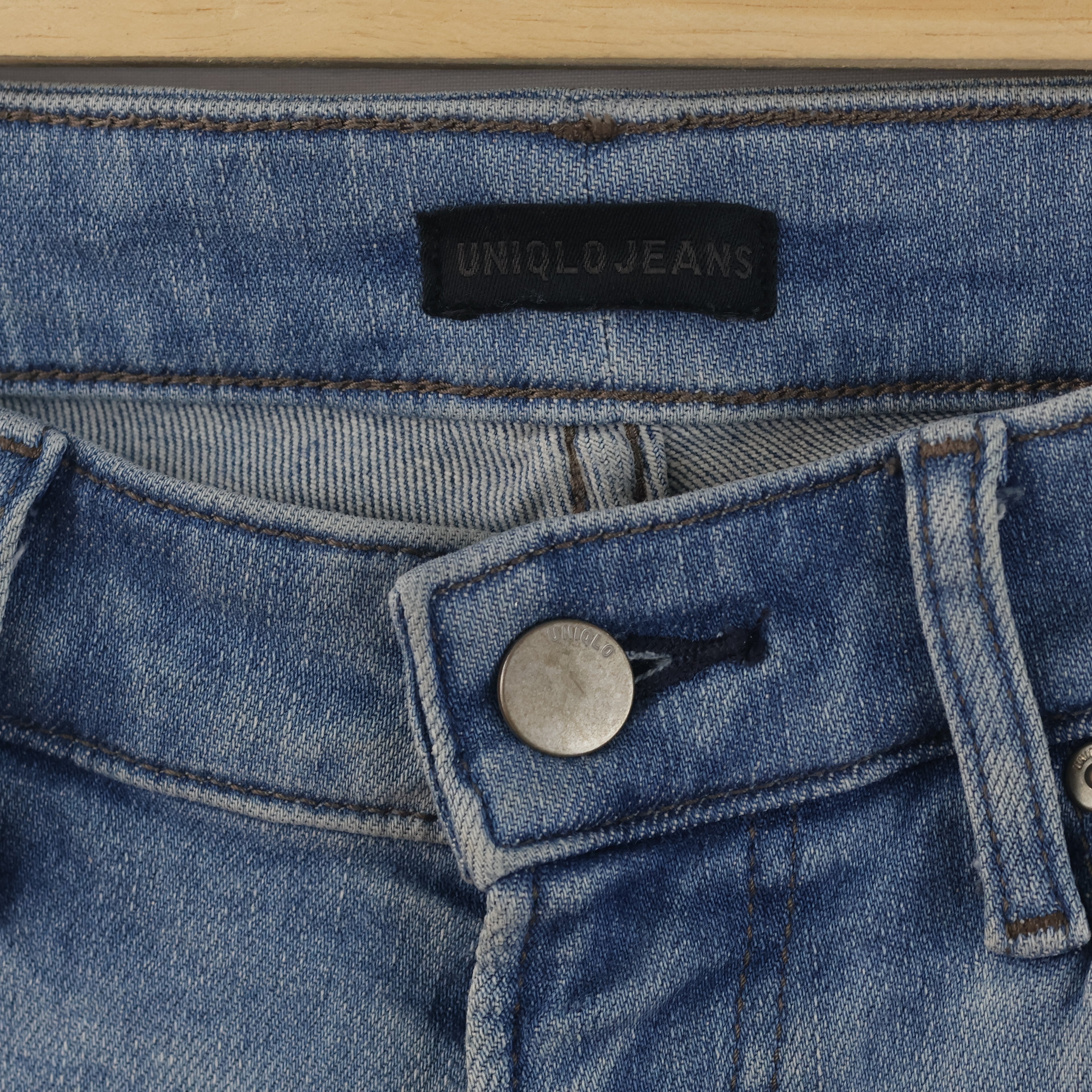 Thrifted Uniqlo Jeans Light Wash Distressed Denim Waist: 30 inches/ J1100