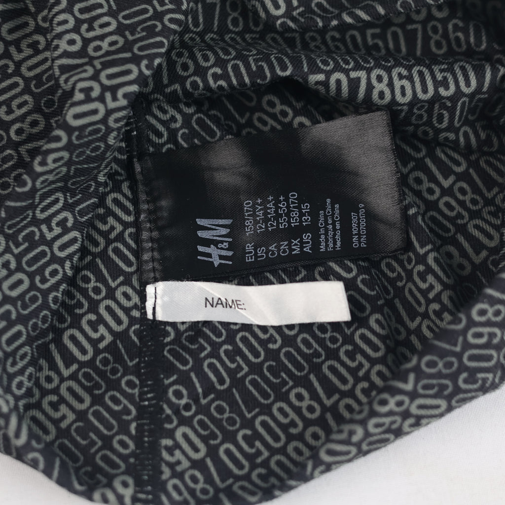 Thrifted H&M Graphic Beanie – Grey Youth/Adult Winter Hat