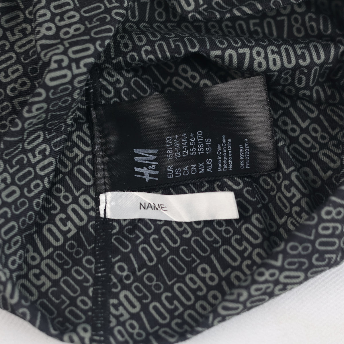 Thrifted H&M Graphic Beanie – Grey Youth/Adult Winter Hat