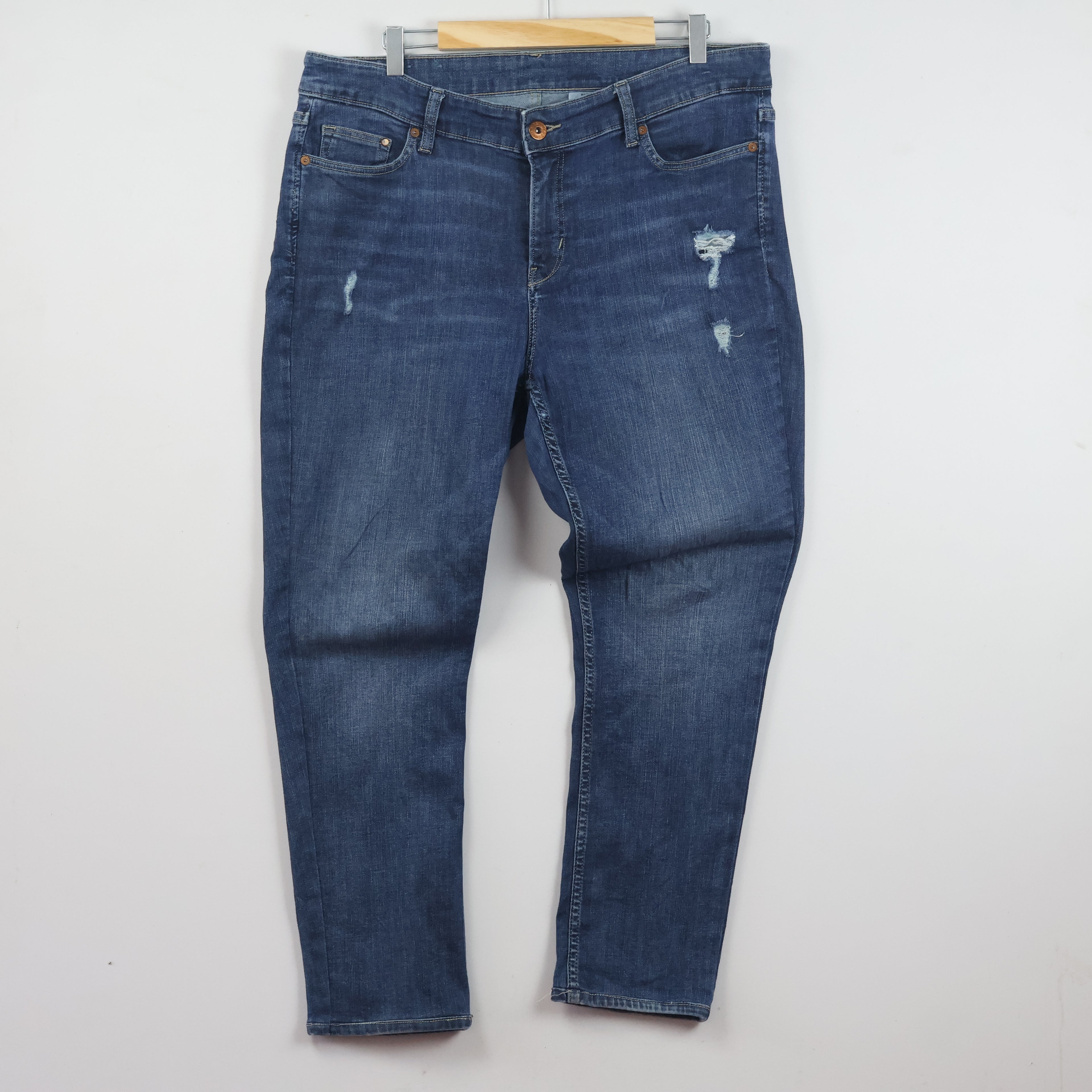 Thrifted H&M & Denim Straight Regular Fit Distressed Blue Jeans Waist:36/ J1101