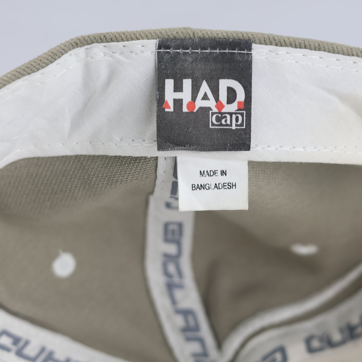 Thrifted HAD Cap England Embroidered Two-Tone Strapback Hat (Size 57–59 cm) | 11017
