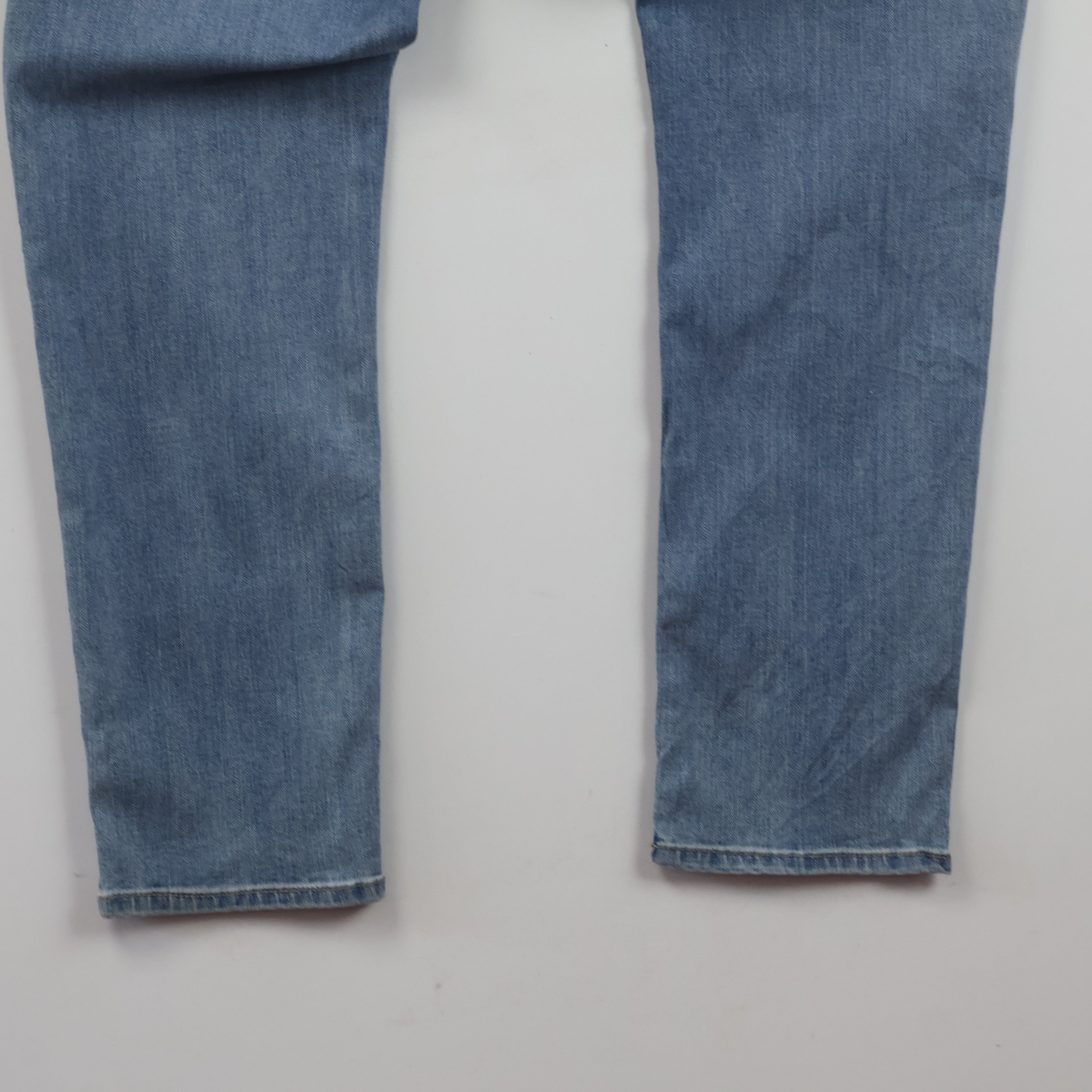 Denim The Best Jeans Since 1983 Light Blue Straight Denim Waist: 32/ J1102