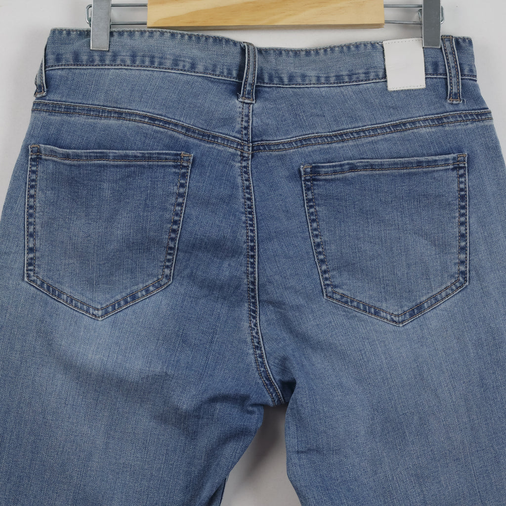 Denim The Best Jeans Since 1983 Light Blue Straight Denim Waist: 32/ J1102