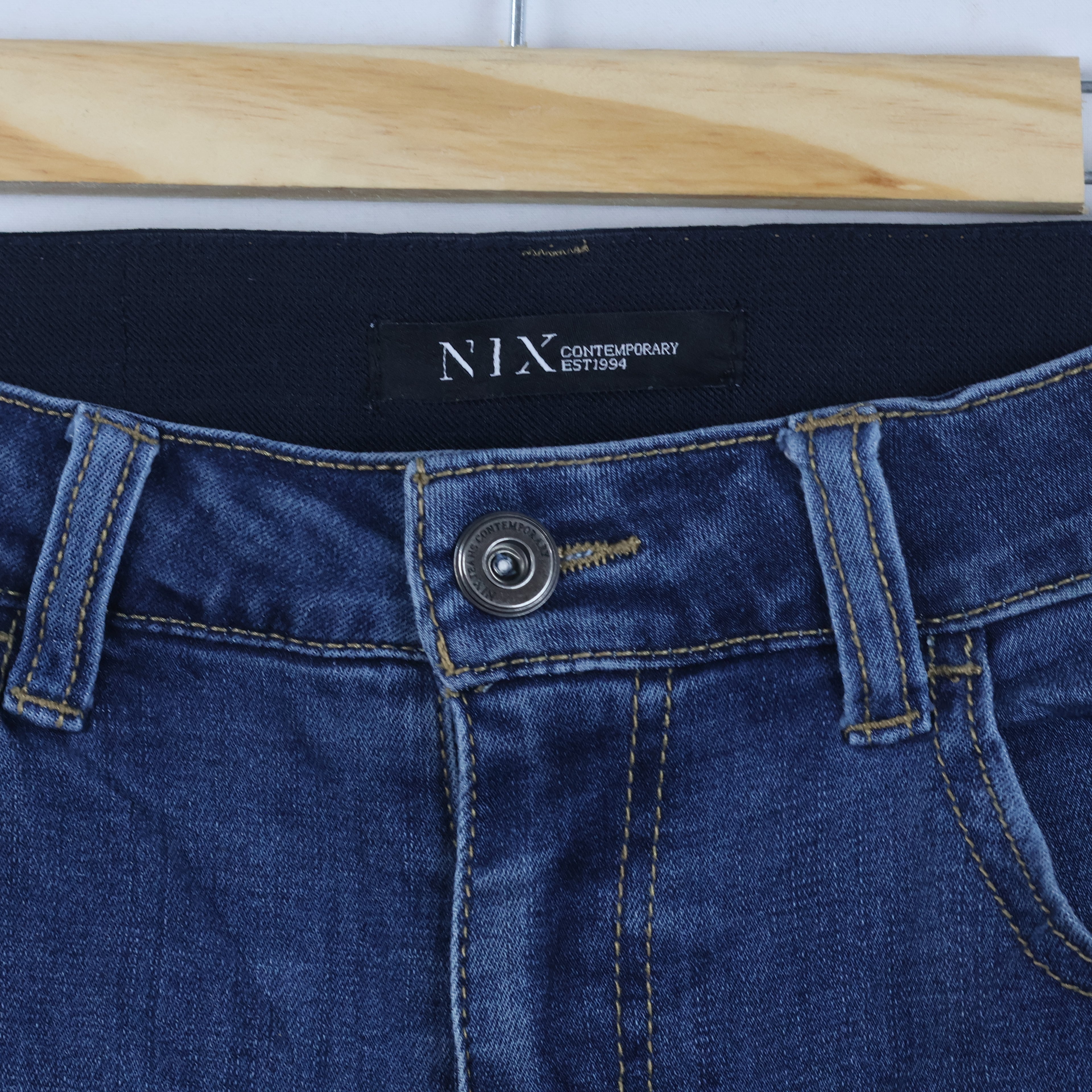 Thrifted NIX Est1994 Blue Denim Straight Jeans Waist:31-33/ J1103