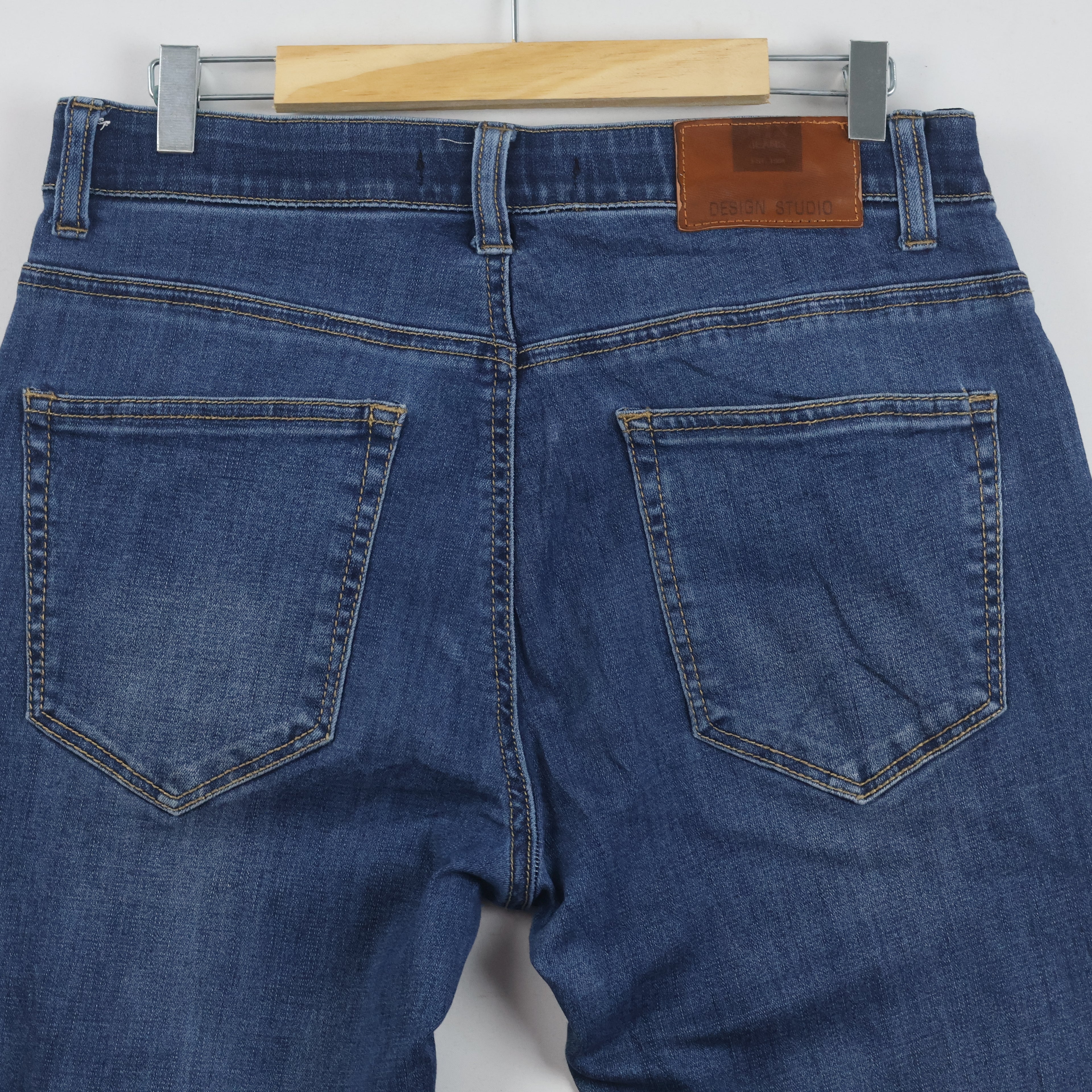 Thrifted NIX Est1994 Blue Denim Straight Jeans Waist:31-33/ J1103