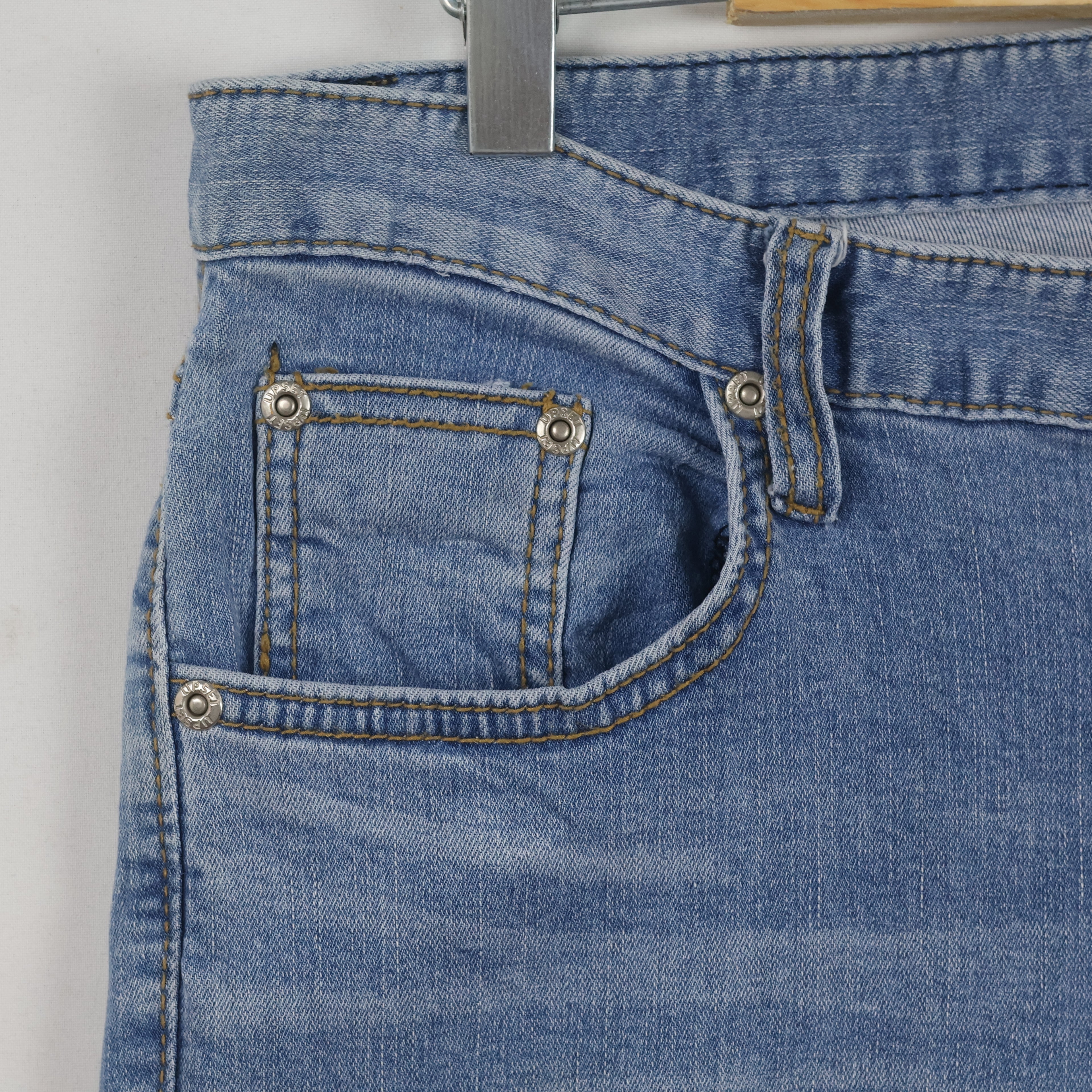 Upset Jeans 100% Cotton Raw Hem Light Blue Jeans Waist:32/ J1104