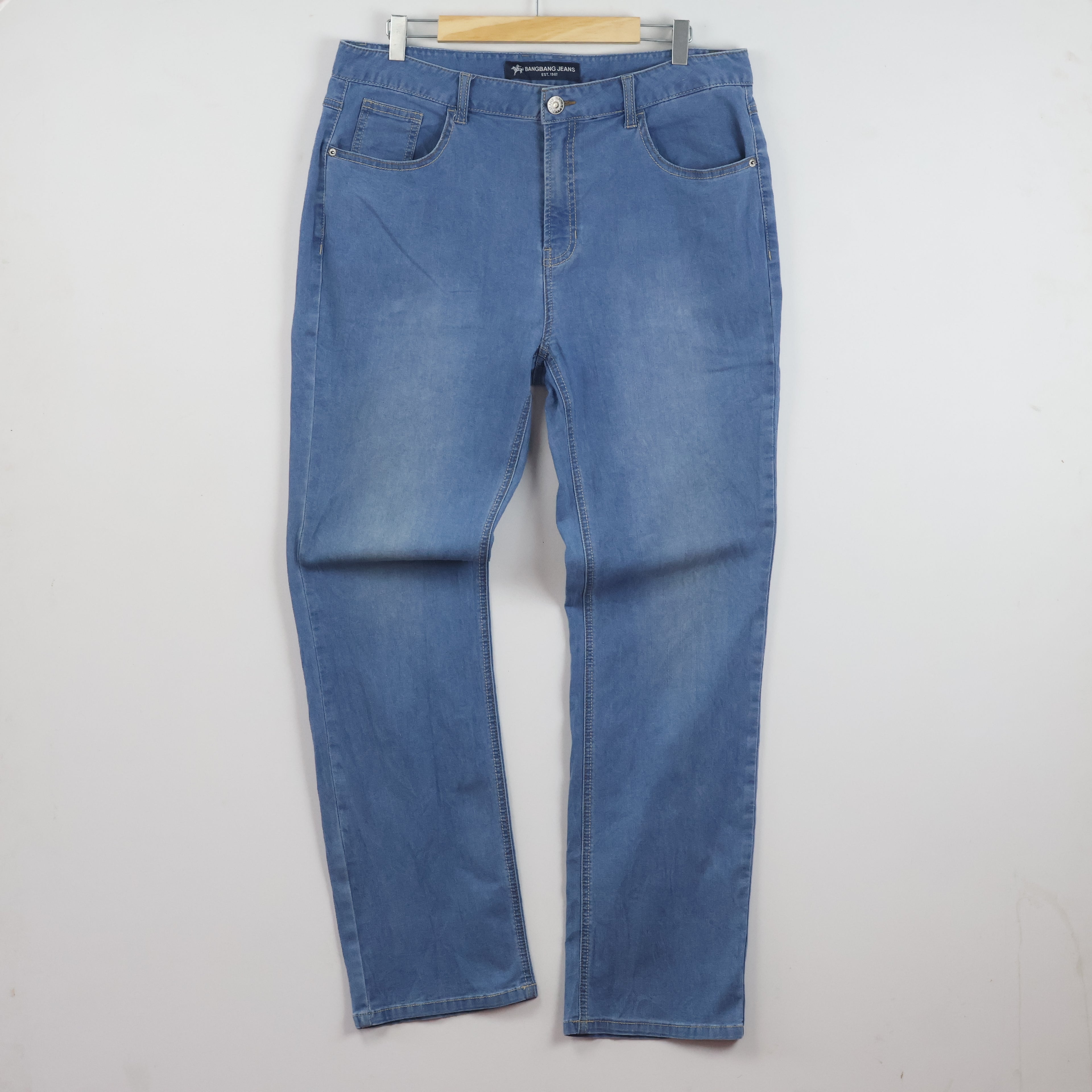 Thrifted Bangbang Jeans Est. 1961 Light Wash Straight Jeans Waist:36/ J1105