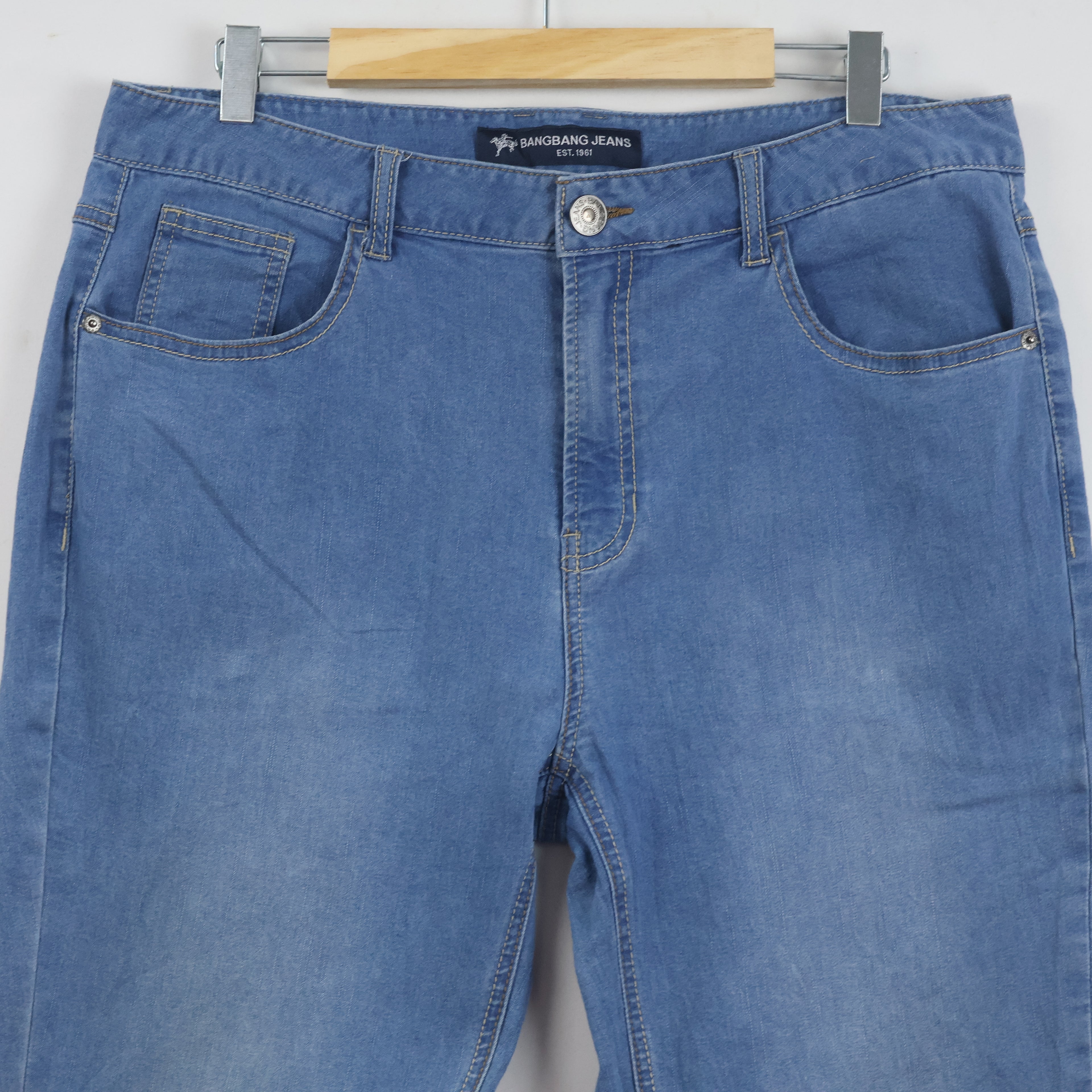 Thrifted Bangbang Jeans Est. 1961 Light Wash Straight Jeans Waist:36/ J1105