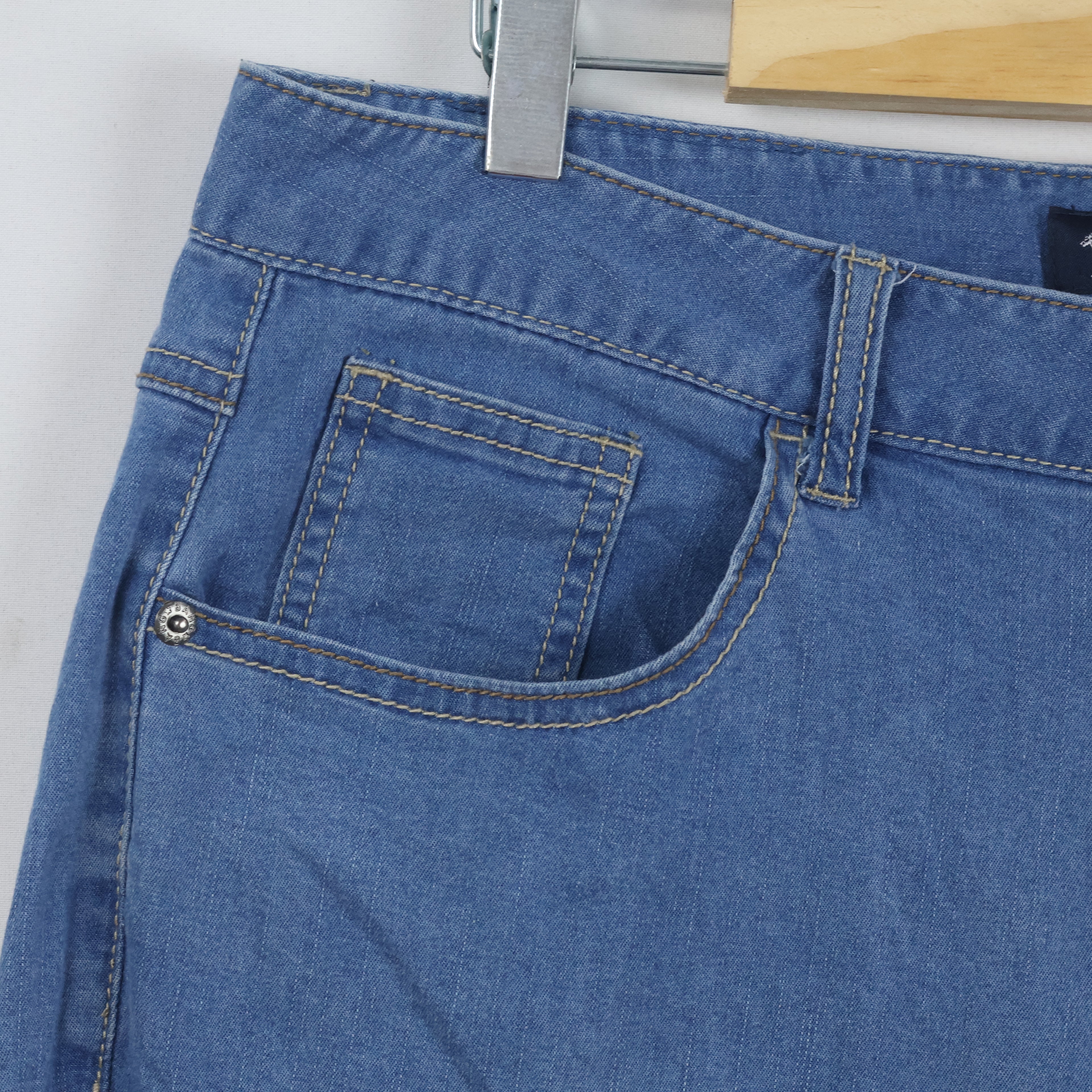 Thrifted Bangbang Jeans Est. 1961 Light Wash Straight Jeans Waist:36/ J1105