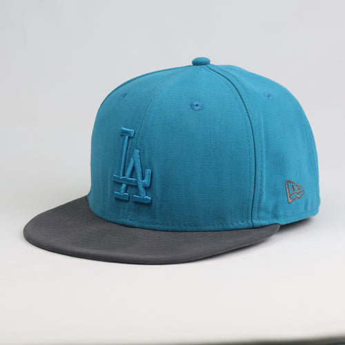 Thrifted Vintage New Era 59FIFTY LA Dodgers Two-Tone Teal Fitted Hat - Size 7 3/8