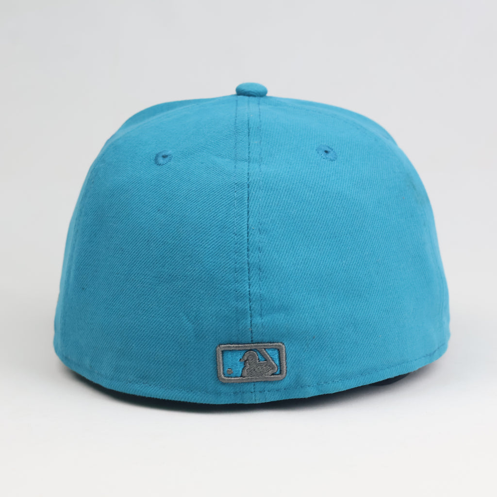 Thrifted Vintage New Era 59FIFTY LA Dodgers Two-Tone Teal Fitted Hat - Size 7 3/8