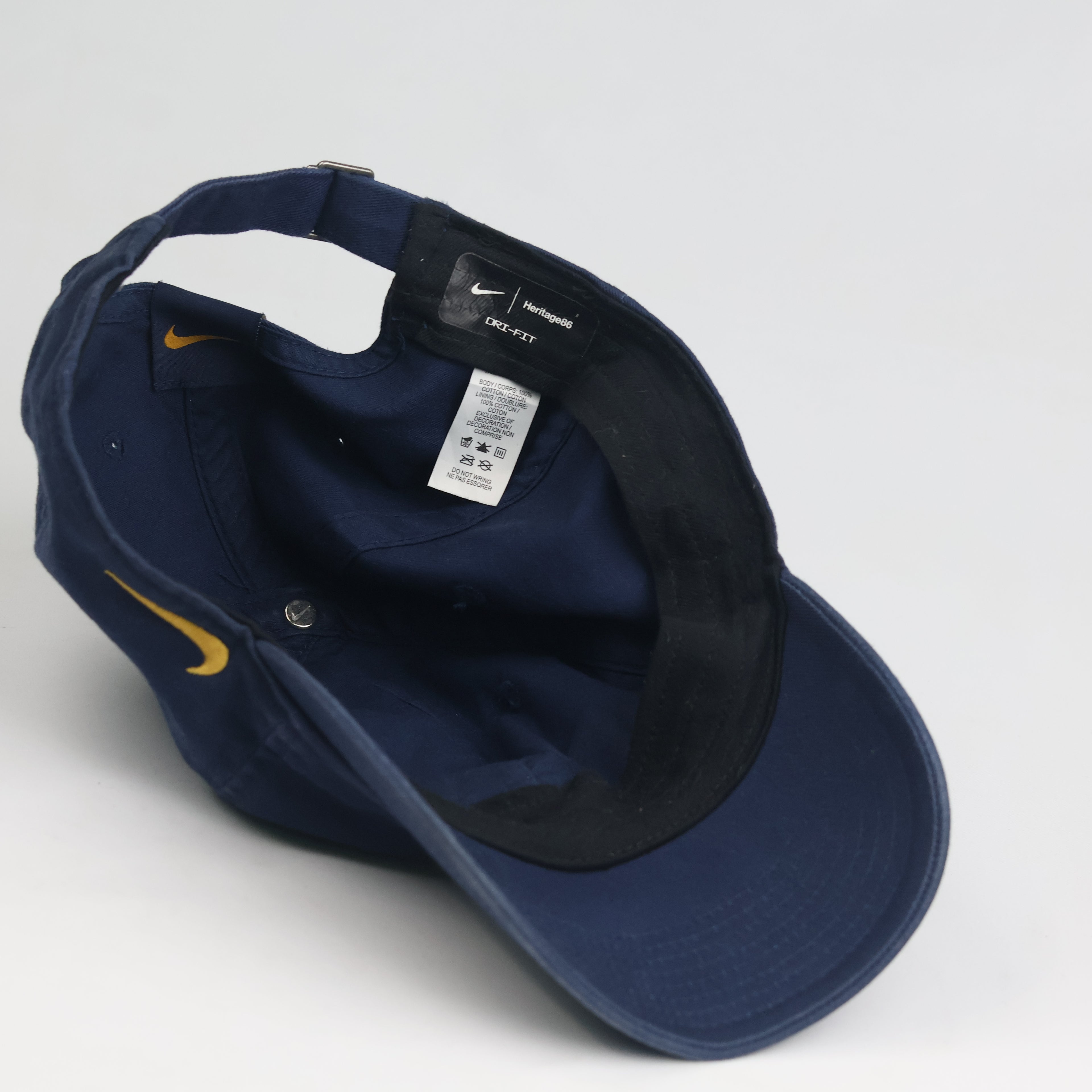 Thrifted Nike PSG Paris Saint-Germain Gold Embroidered Navy Dad Hat - 56-58cm