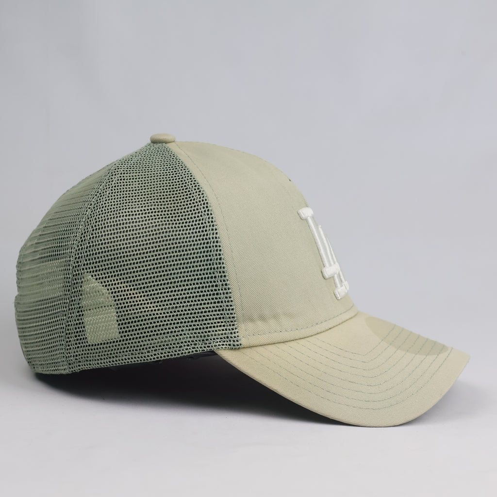 Thrifted Vintage New Era Los Angeles Dodgers Two-Tone A-Frame Trucker Cap - 56-58cm