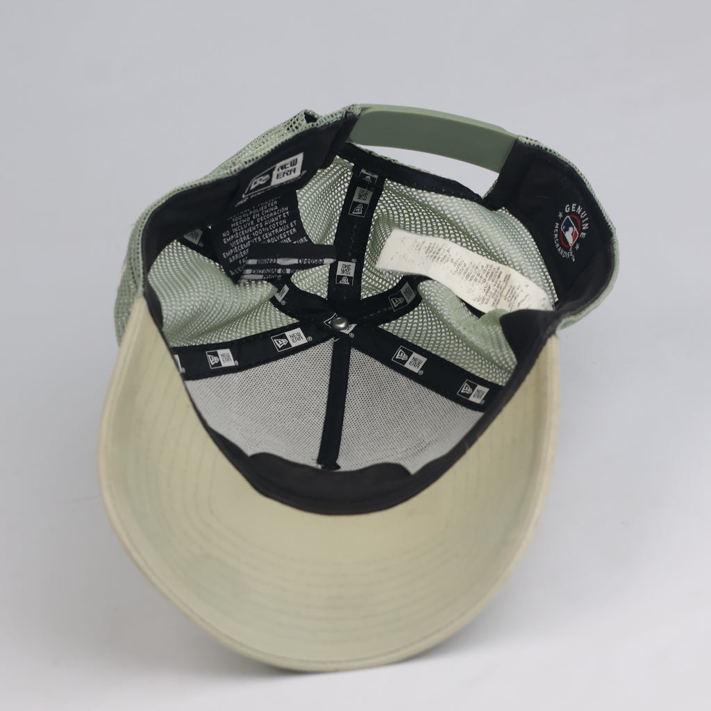 Thrifted Vintage New Era Los Angeles Dodgers Two-Tone A-Frame Trucker Cap - 56-58cm