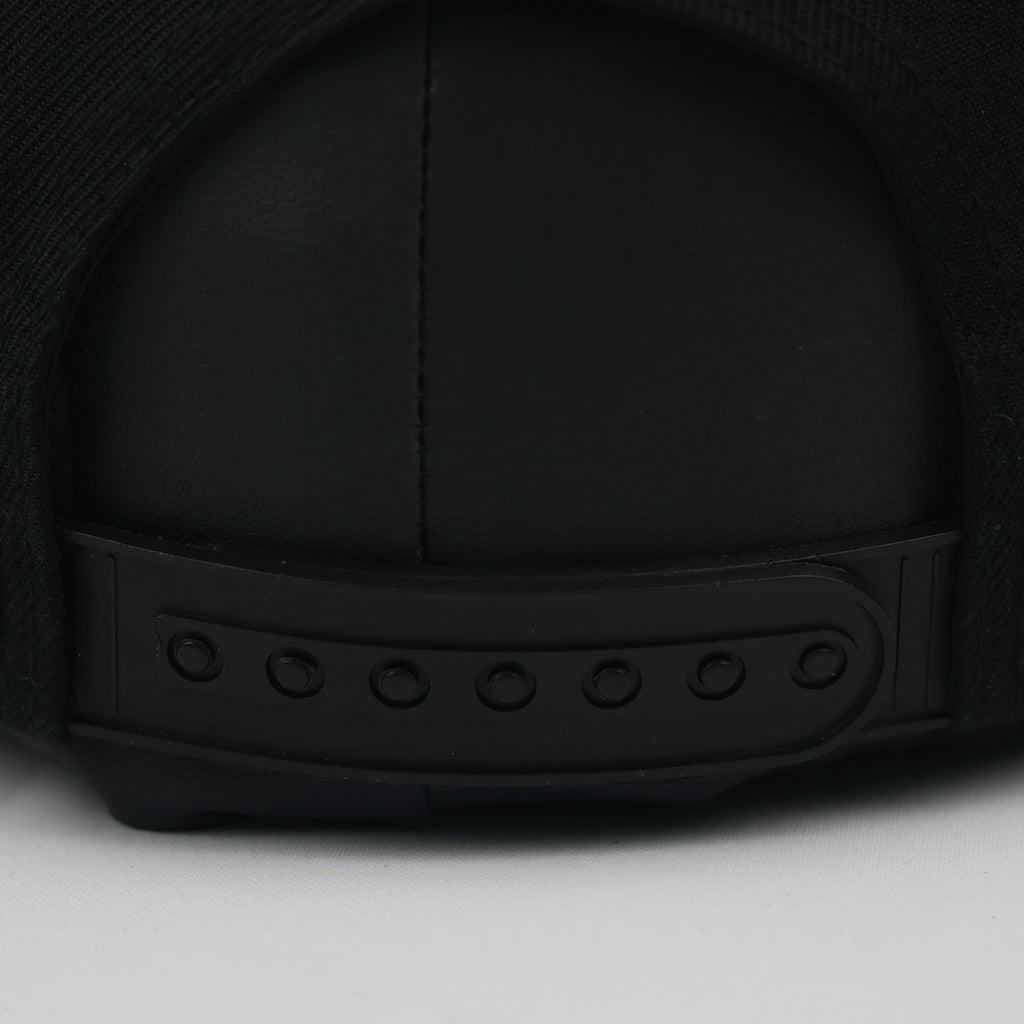 Vintage Stüssy x Yupoong "Year of the Snake" 2013 Thrifted Snapback – Black