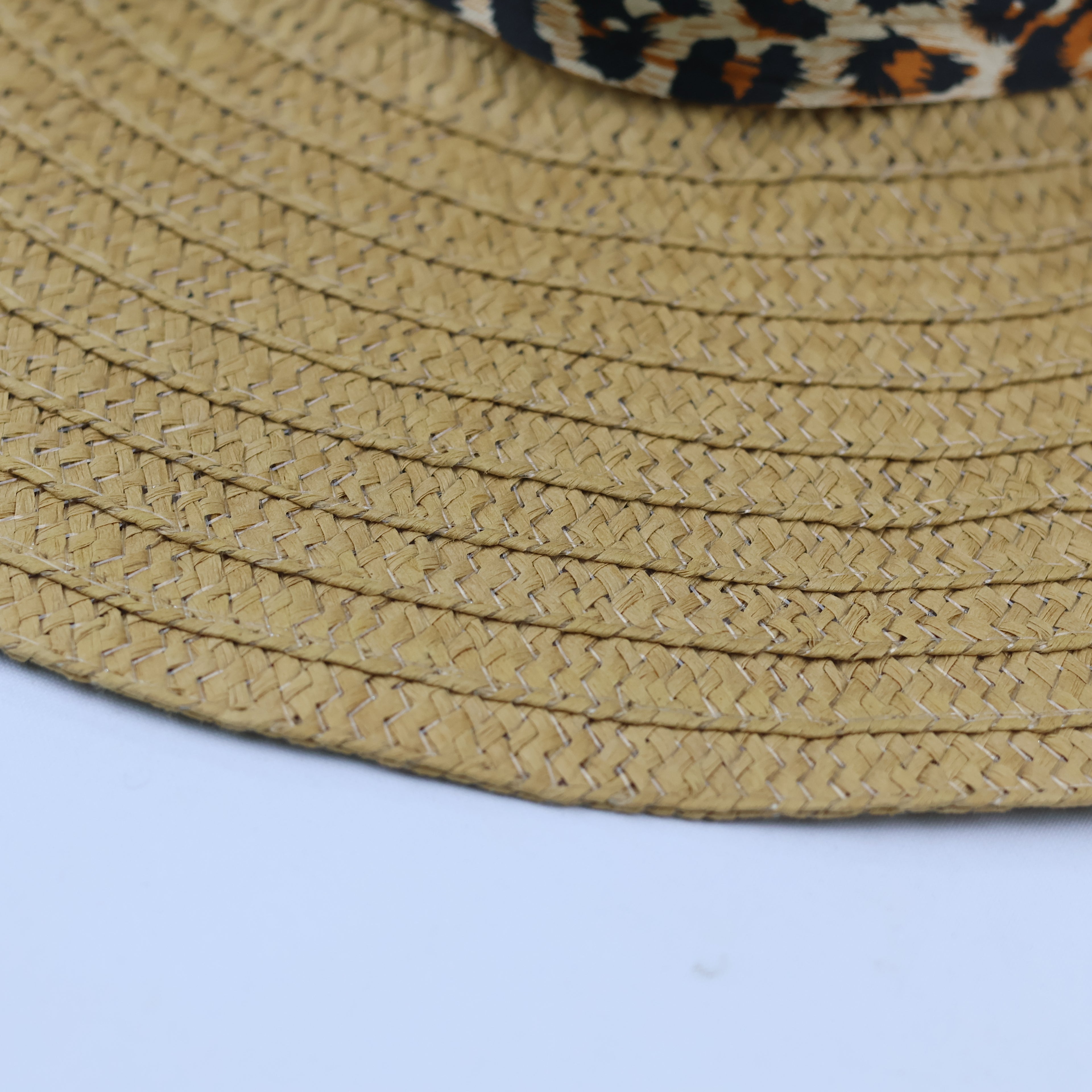 Leopard Print Accent Straw Sun Hat – Classic Bohemian Summer Style