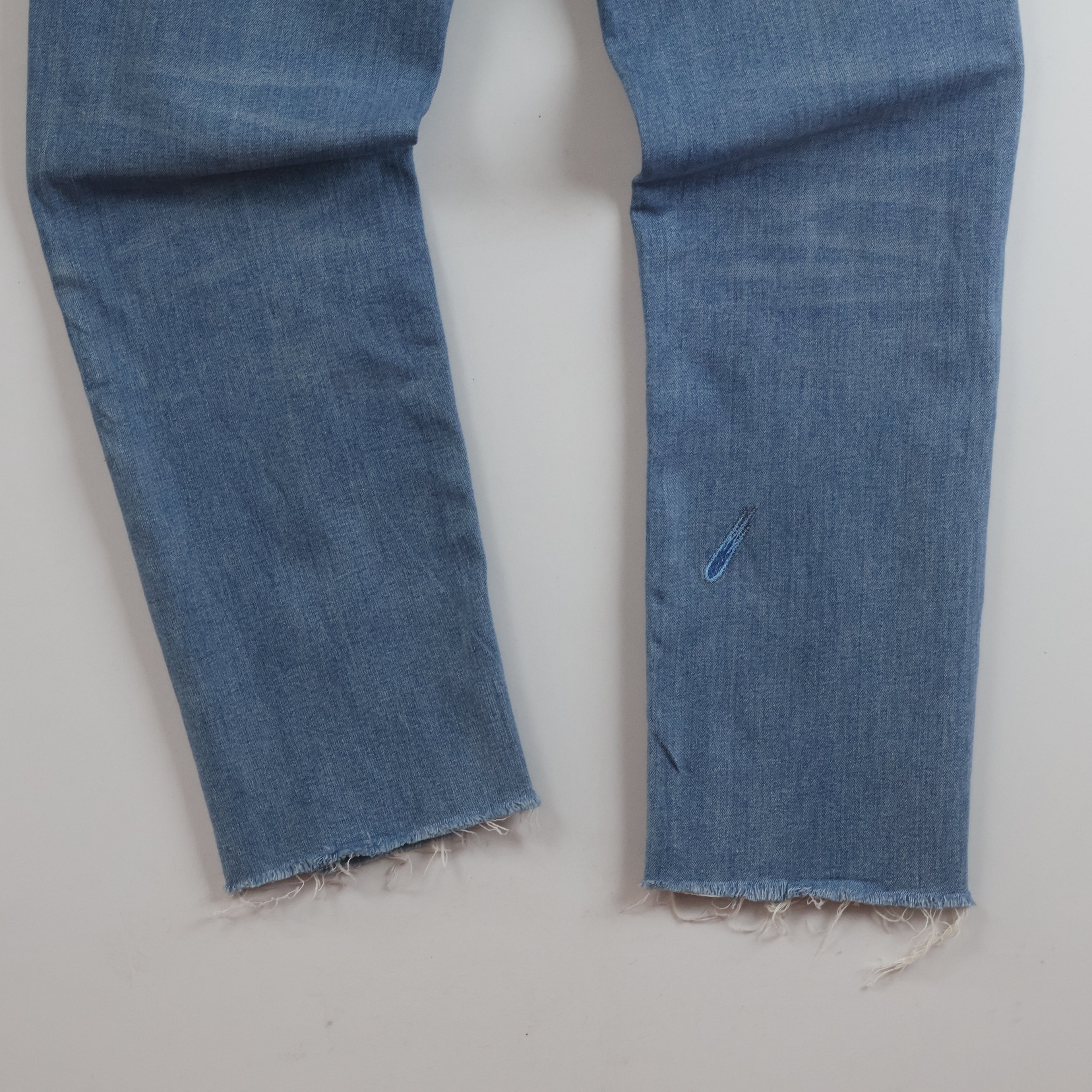 Customellow Blue Regular Fit Embroidered Denim Jeans Wais: 34/ J1112