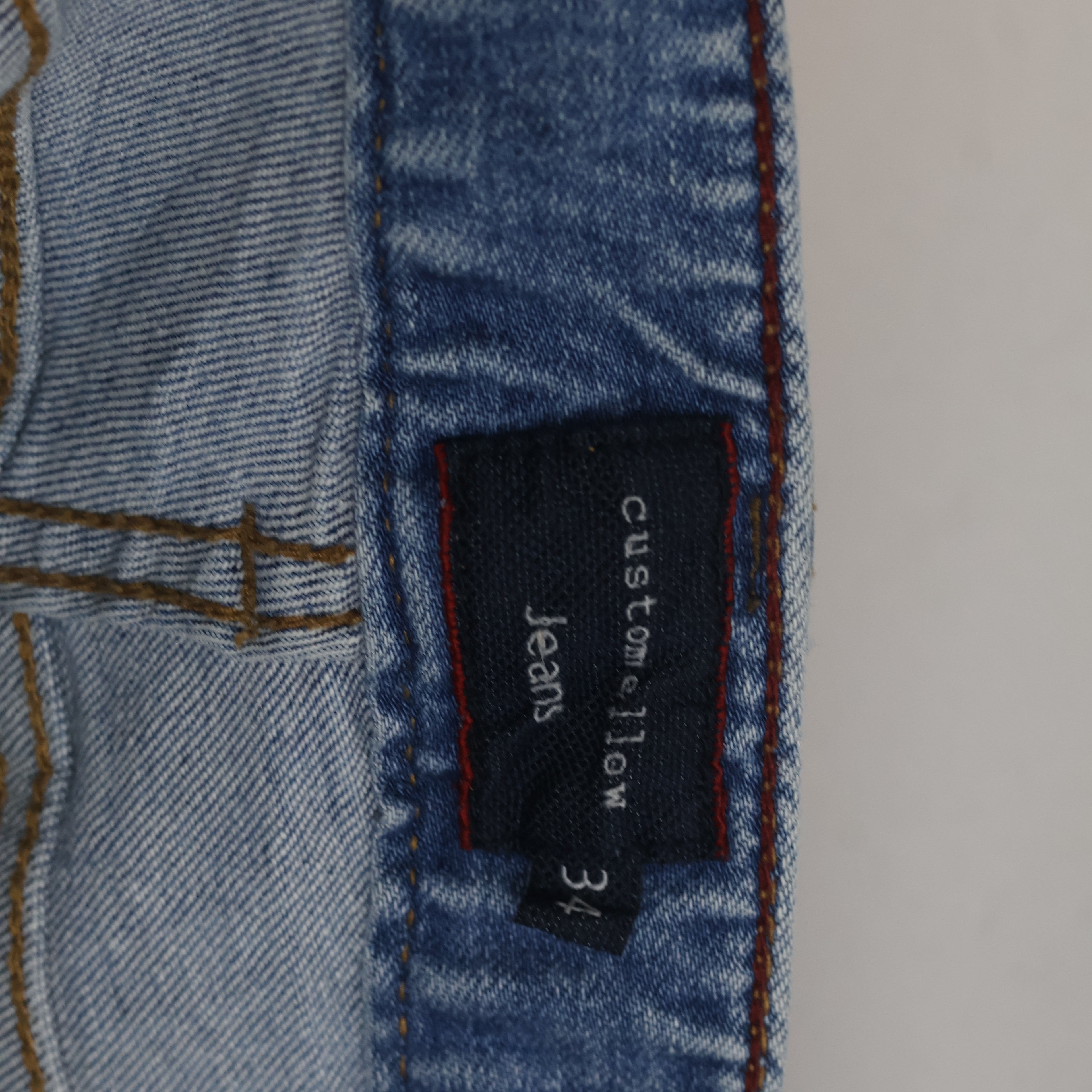 Customellow Blue Regular Fit Embroidered Denim Jeans Wais: 34/ J1112